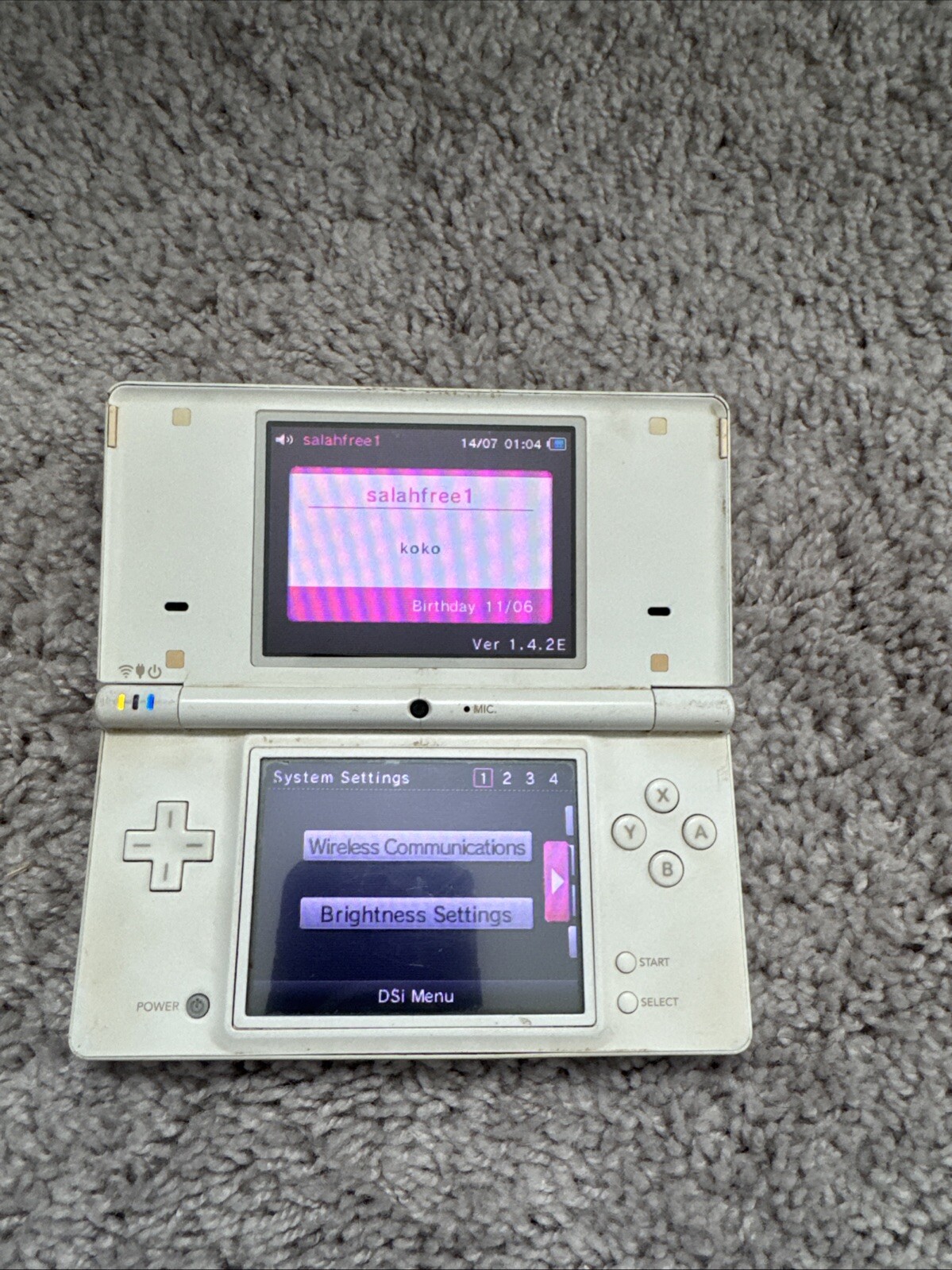 Nintendo DSi Handheld Game Console – White With Charger Included