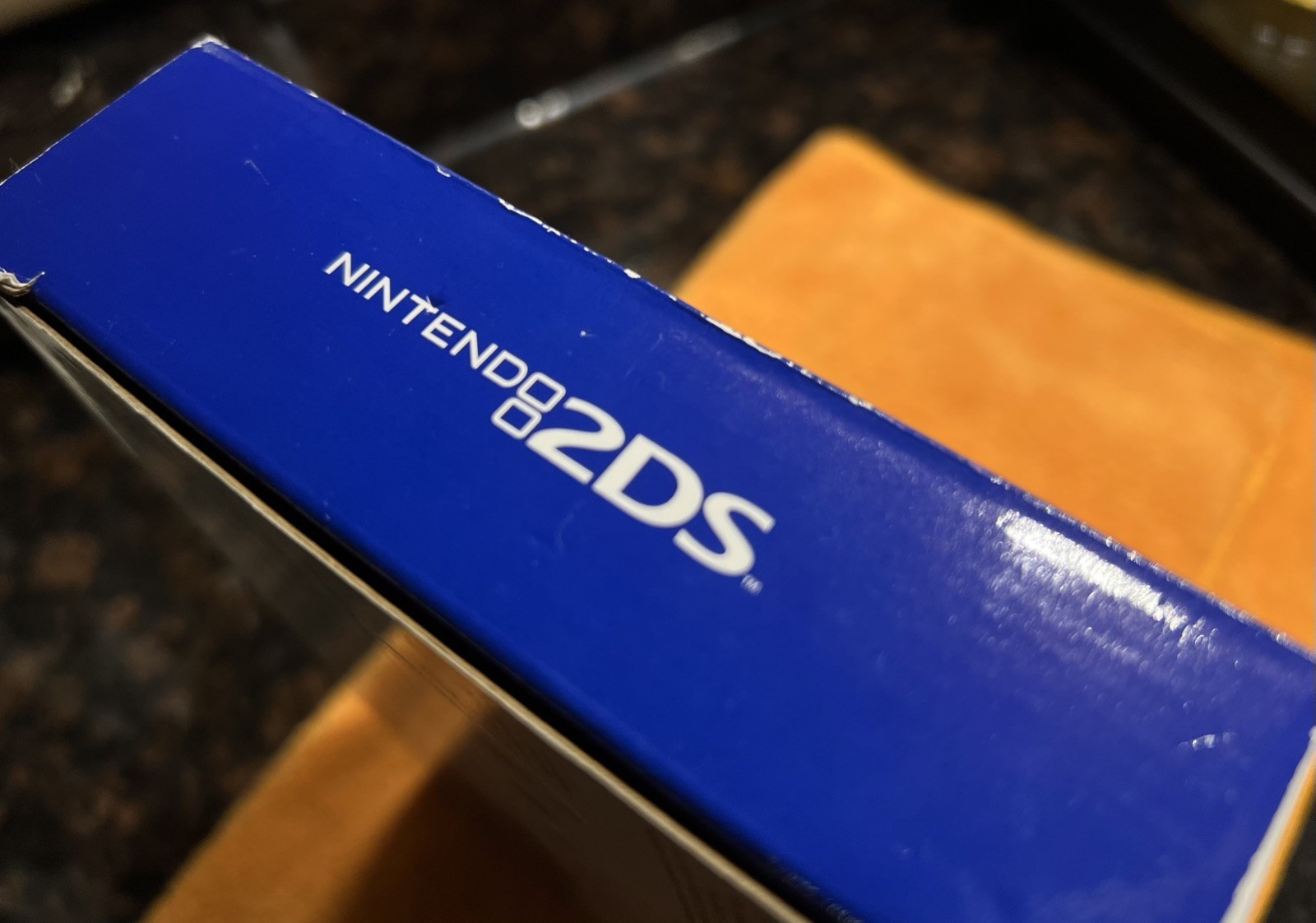 MINT/Collector Grade Nintendo 2DS Launch Edition – Blue/Black – UNOPENED