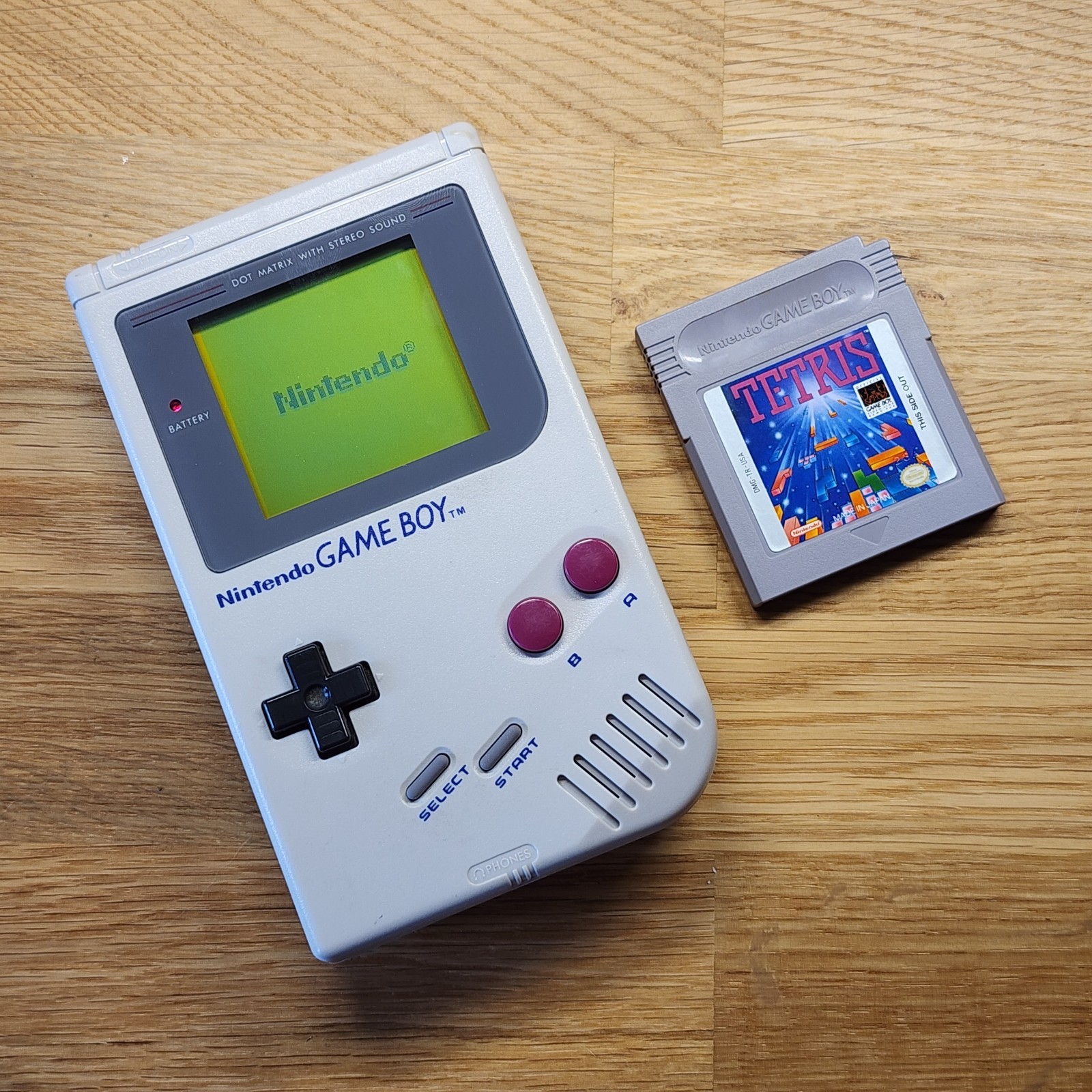Original Nintendo Game Boy DMG Handheld Authentic RESTORED + Glass Screen & Game