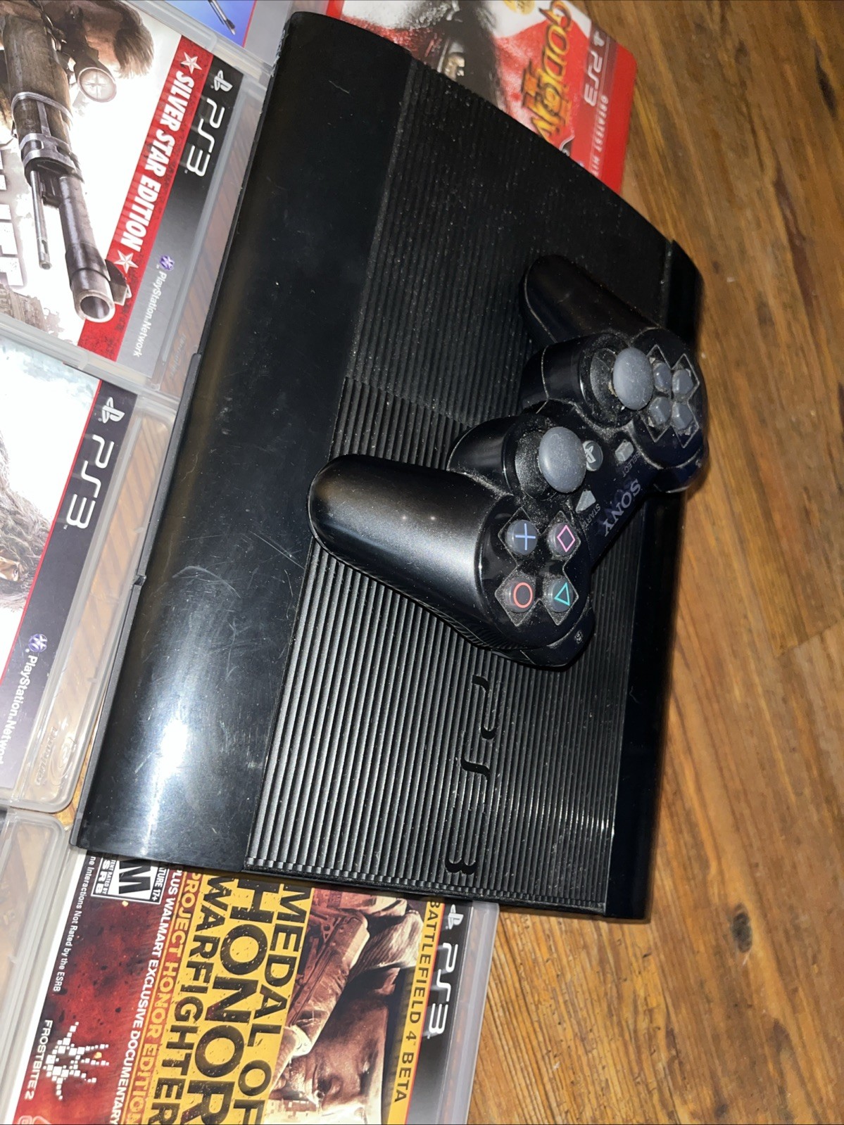 Sony PlayStation 3 Super Slim CECH-4001B 250GB Black Games Controller Bundle