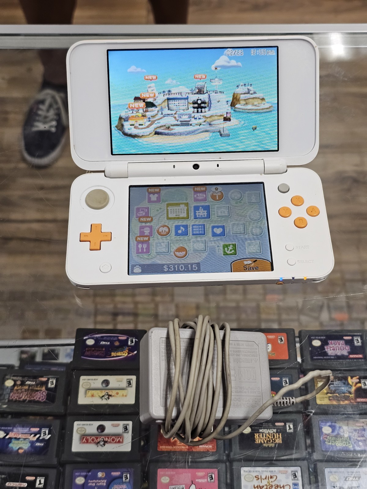 Nintendo 2DS XL Console White/Orange Tested With Games READ DESCRIPTION