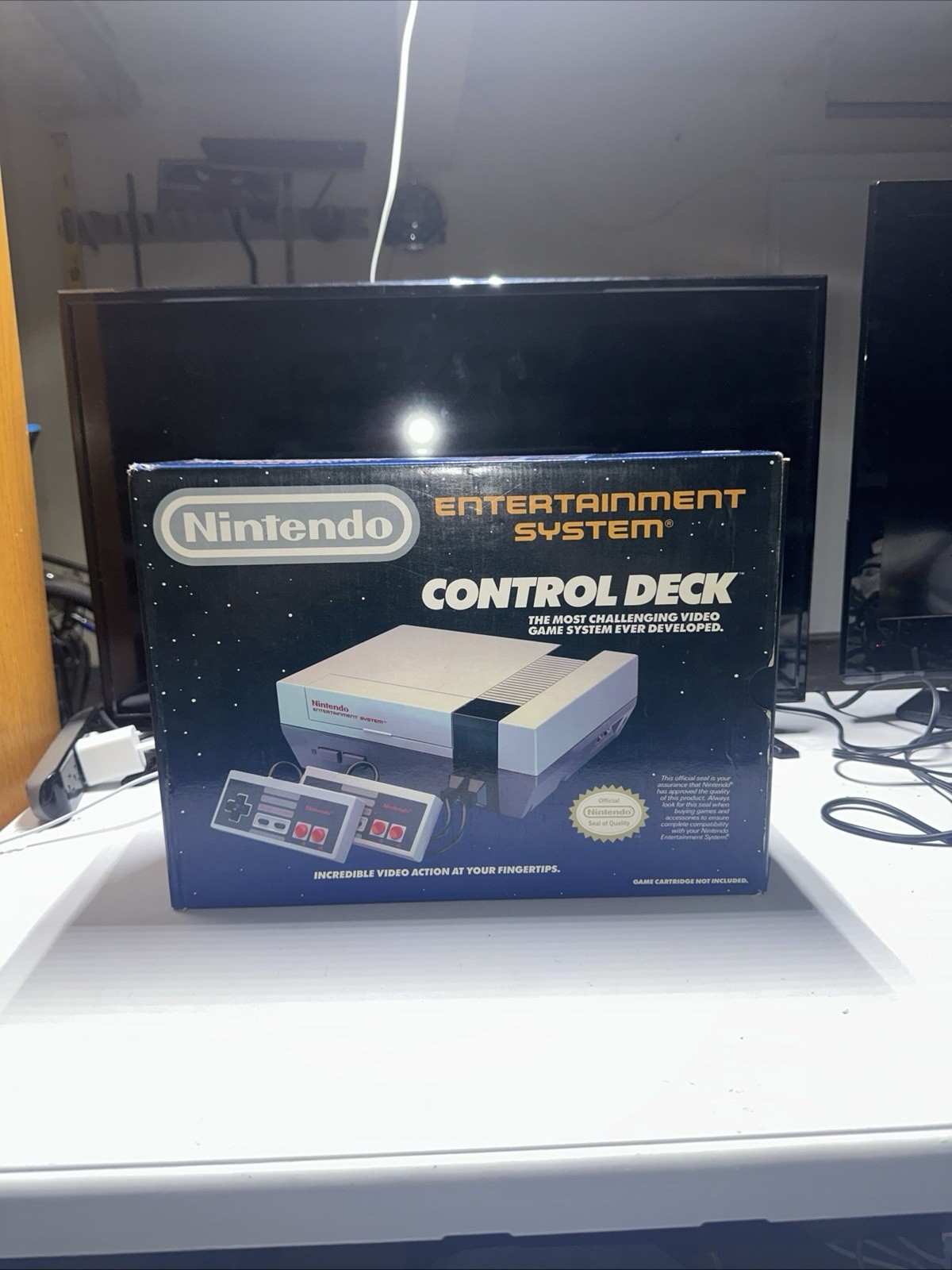 Nintendo Entertainment System Control Deck in the Box With Foam SystemWorks Good