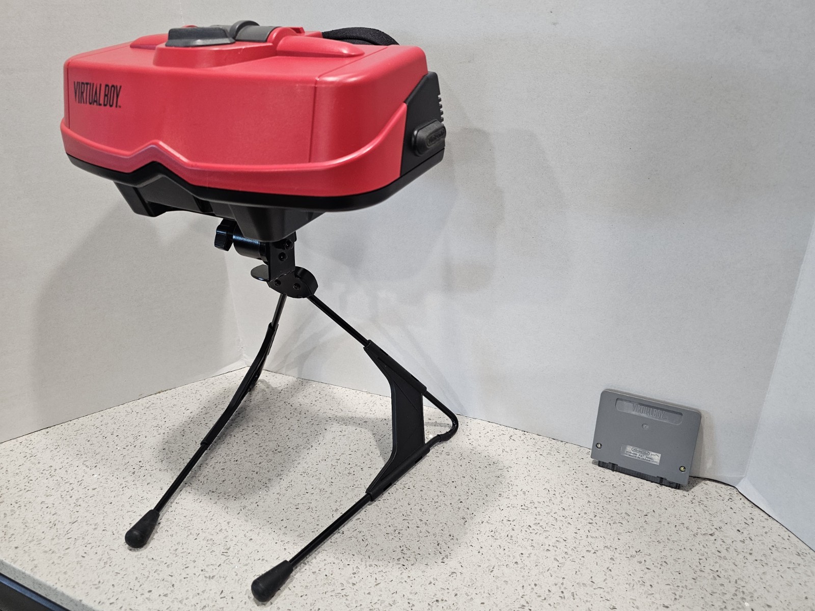 Nintendo Virtual Boy Retro Gaming Console With Wario Land