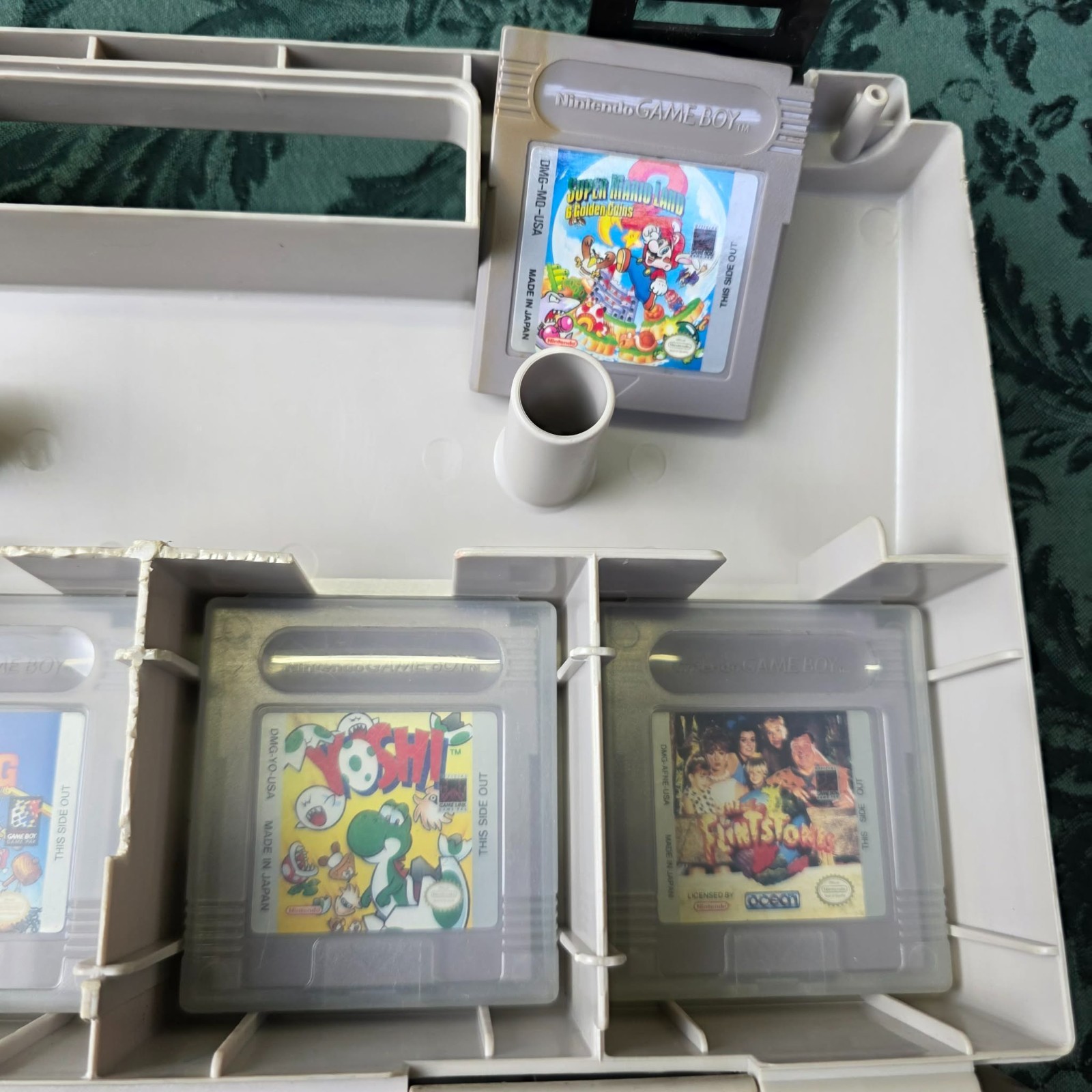 Nintendo Game Boy DMG-01 Bundle Carry-All DLX Light Boy Zelda Donkey Kong Mario