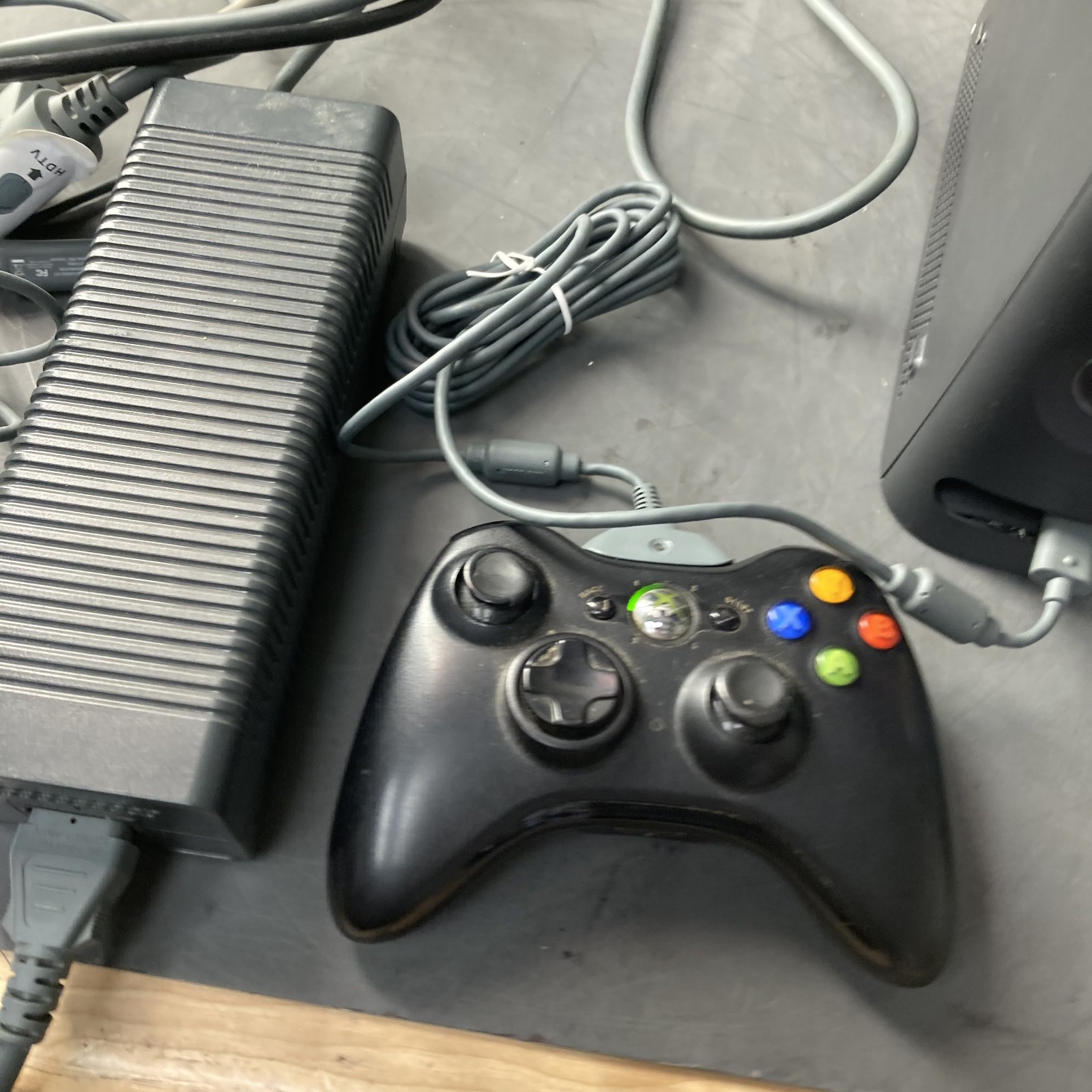 Microsoft Xbox 360 Elite 120GB Video Game Console Bundle W/ Controller