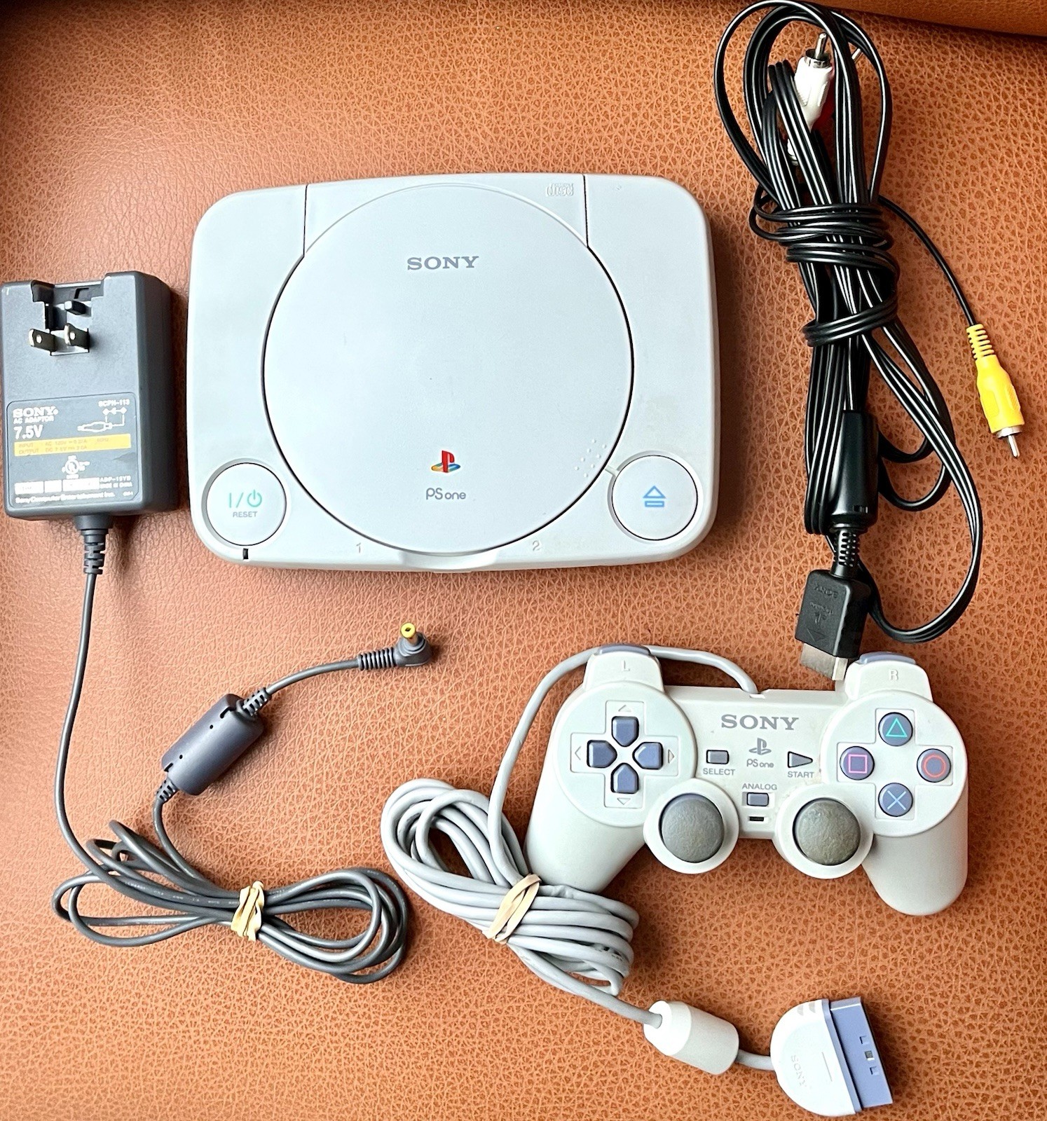 Sony PlayStation 1 PS One Gray Console Video Game System SCPH-101 Tested