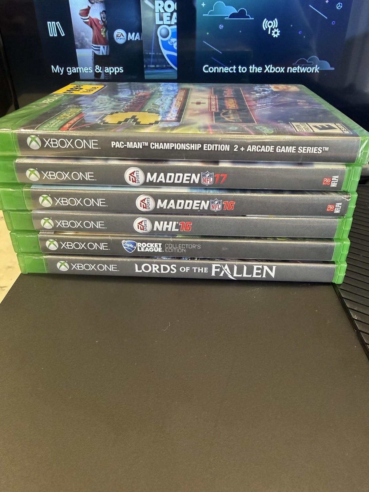 Microsoft Xbox One 1540 500GB BLK Console with 6 Games, Controller, HDMI, Wi-Fi