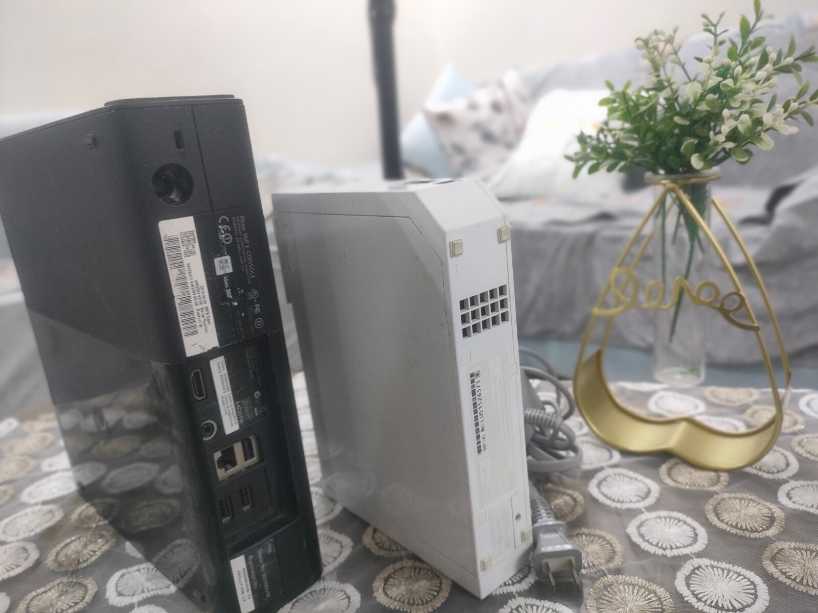 Lot – Microsoft Xbox 360 + Nintendo Wii + HDD 4TB
