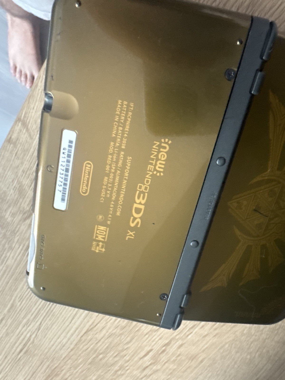 Nintendo 3DS XL Zelda Triforce Edition Gold/Black Handheld Console 4GB