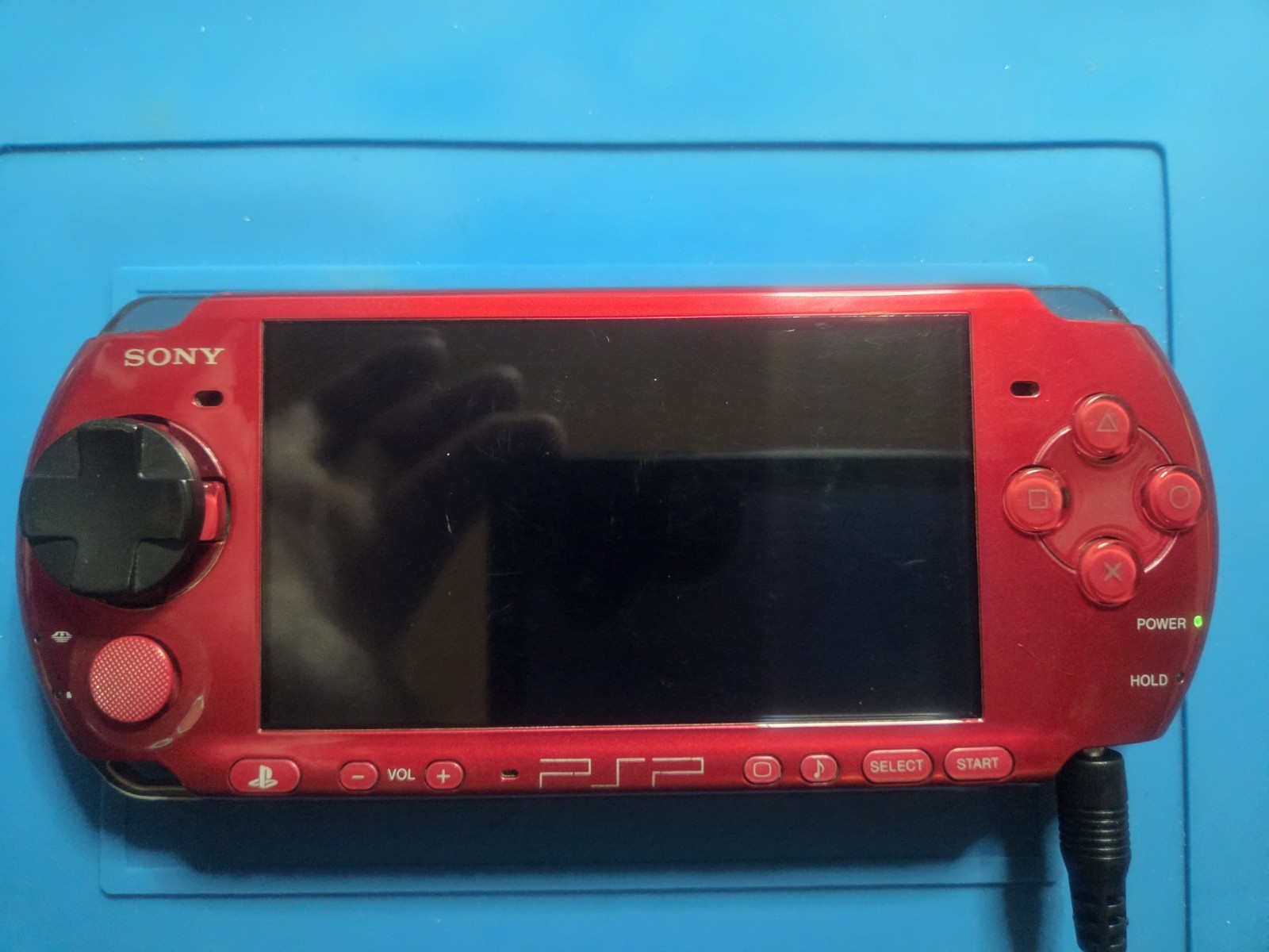 Sony PSP 3000 Red System with Wi-Fi Capability, Headphone Jack, Mini USB