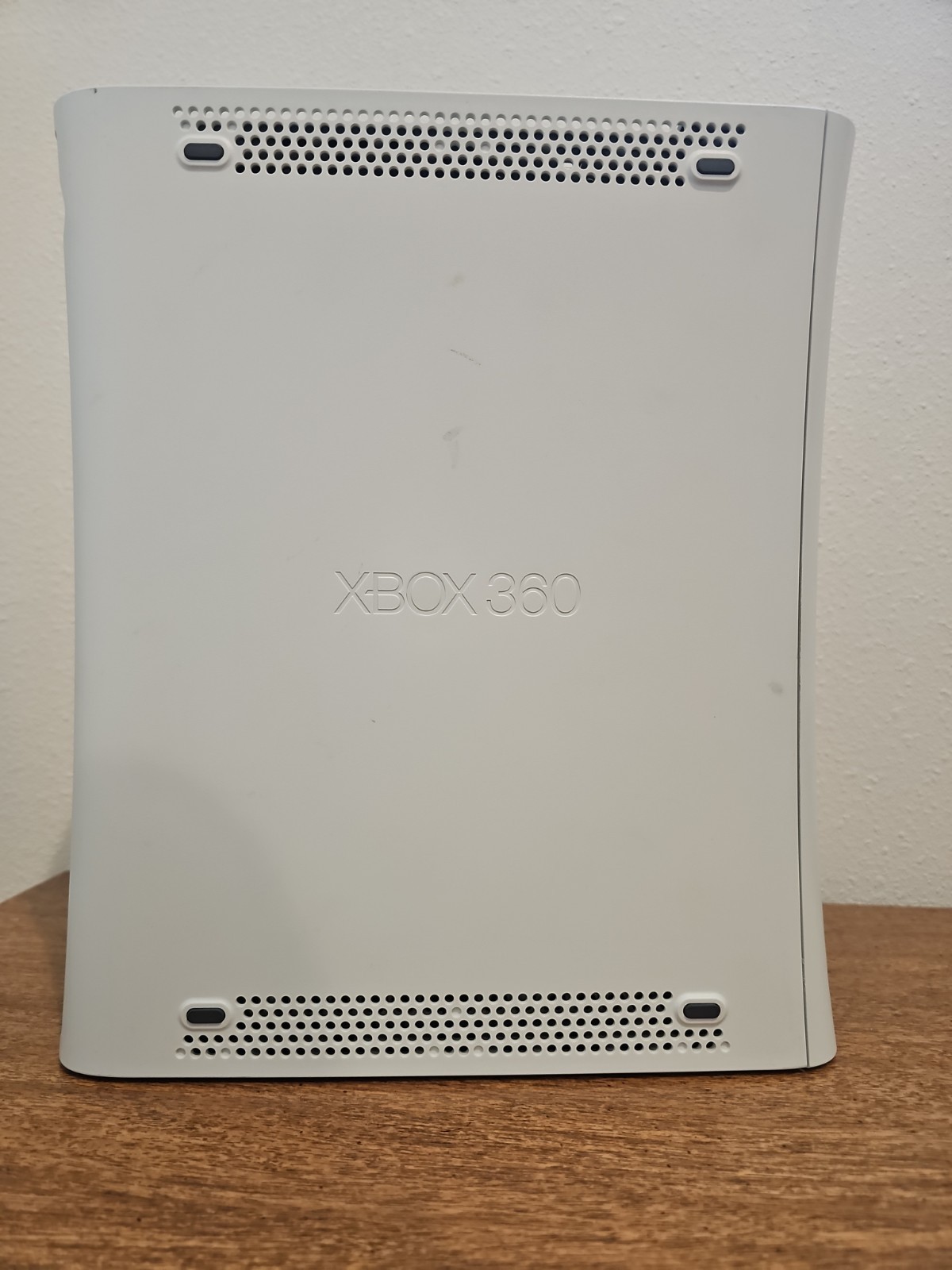 Microsoft Xbox 360 White Console Untested No Cables Controllers Hardrive READ
