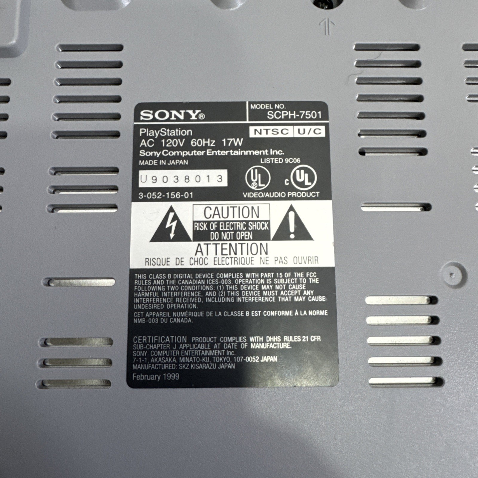 Sony PlayStation 1 Console SCPH-7501 w/ two games TESTED