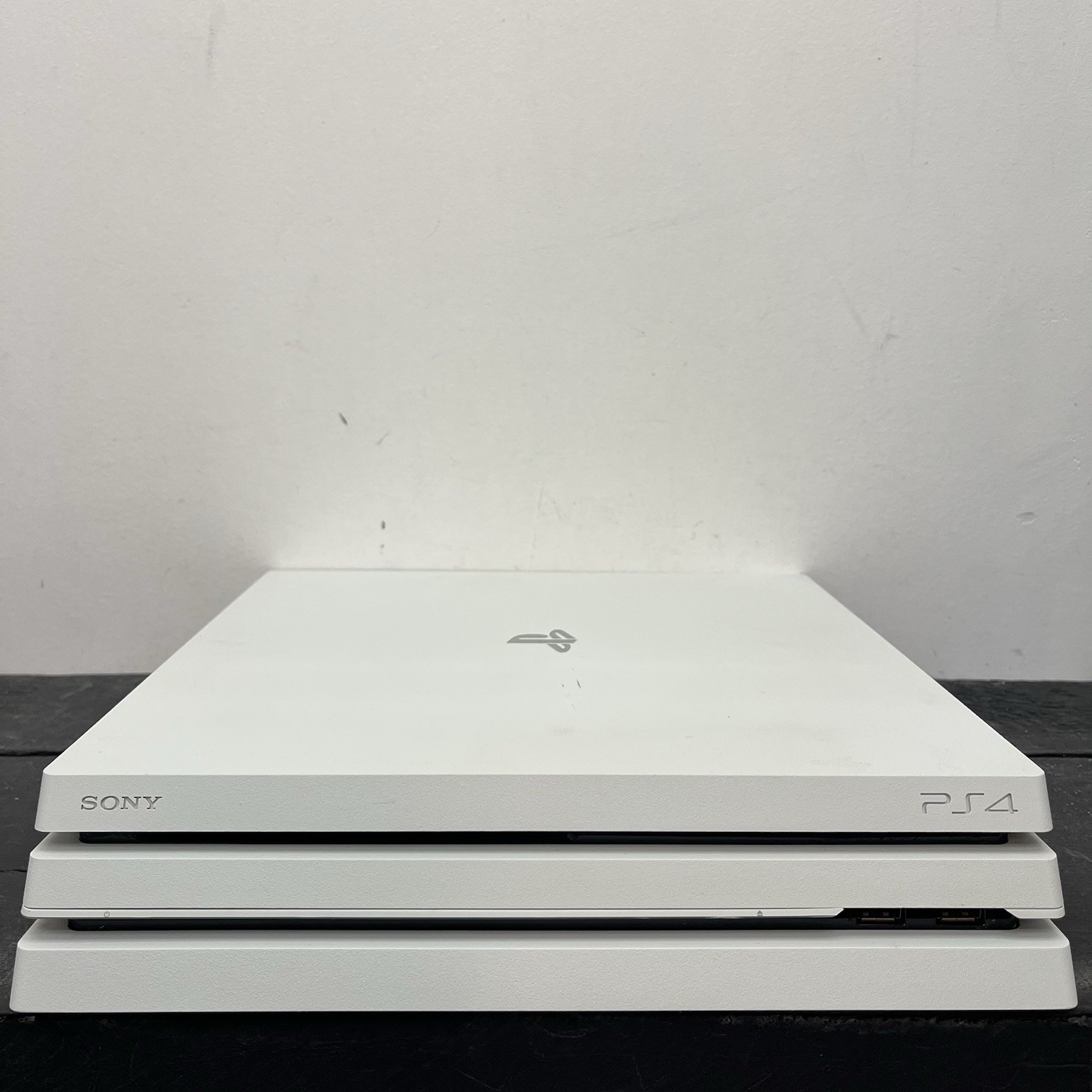 Sony Playstation 4 PRO Console 1TB W.Game Controller & Leads TESTED FREE POSTAGE