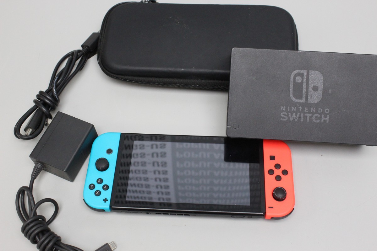 Nintendo Switch with Neon Blue and Neon Red Joy-Con (HAC-001-01) (C31034737)