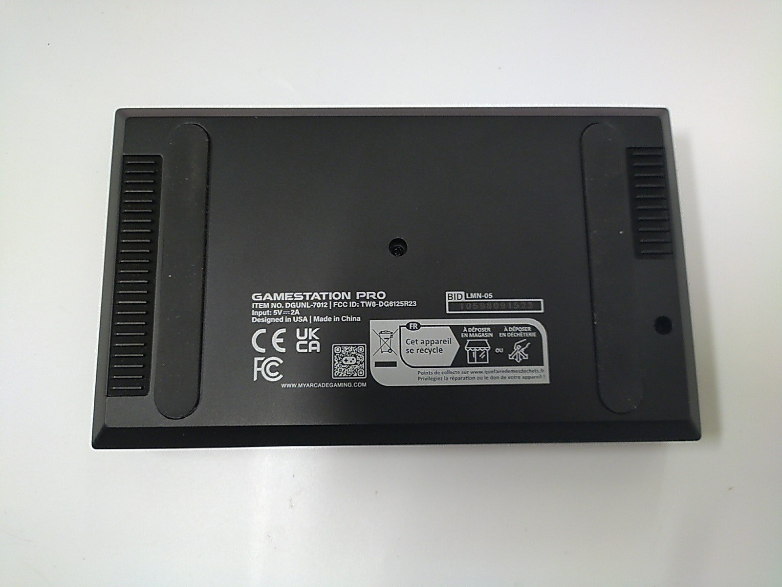 My Arcade Atari Pro HDMI Console Games 7000 – 2 Wireless Controllers – AS-IS