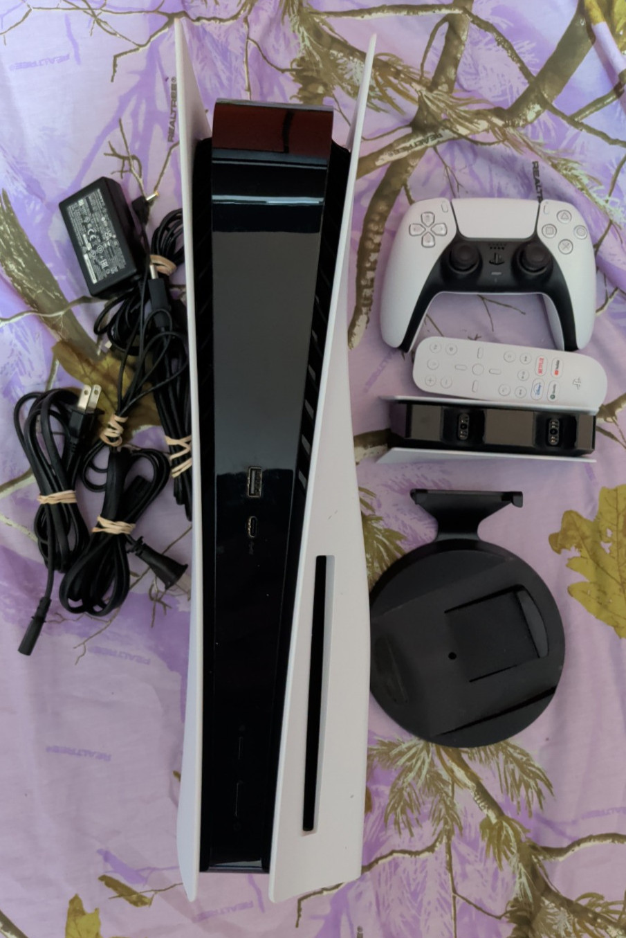 Playstation 5 Blu Ray Edition w/Accessories and 2TB M.2 SSD (See Description)