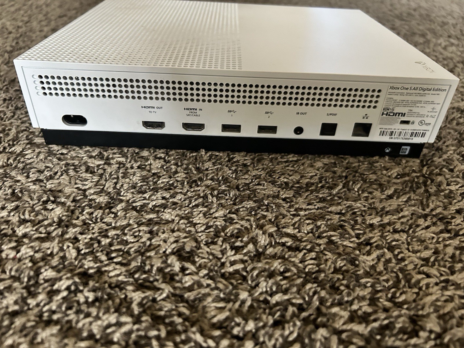 Microsoft Xbox One S All-Digital Edition 1TB White Console 4K UHD HDR