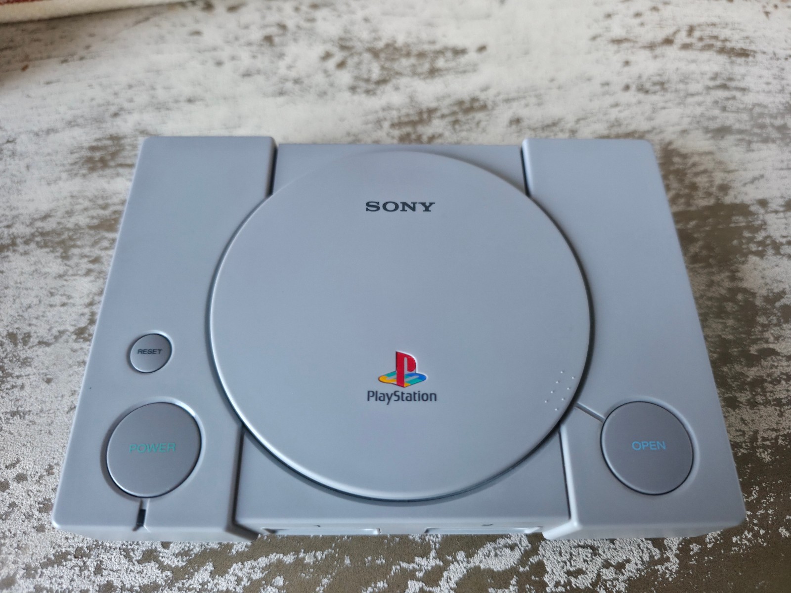 Sony PlayStation Classic Mini Console w/8bitdo USB Wireless 2 Adapter