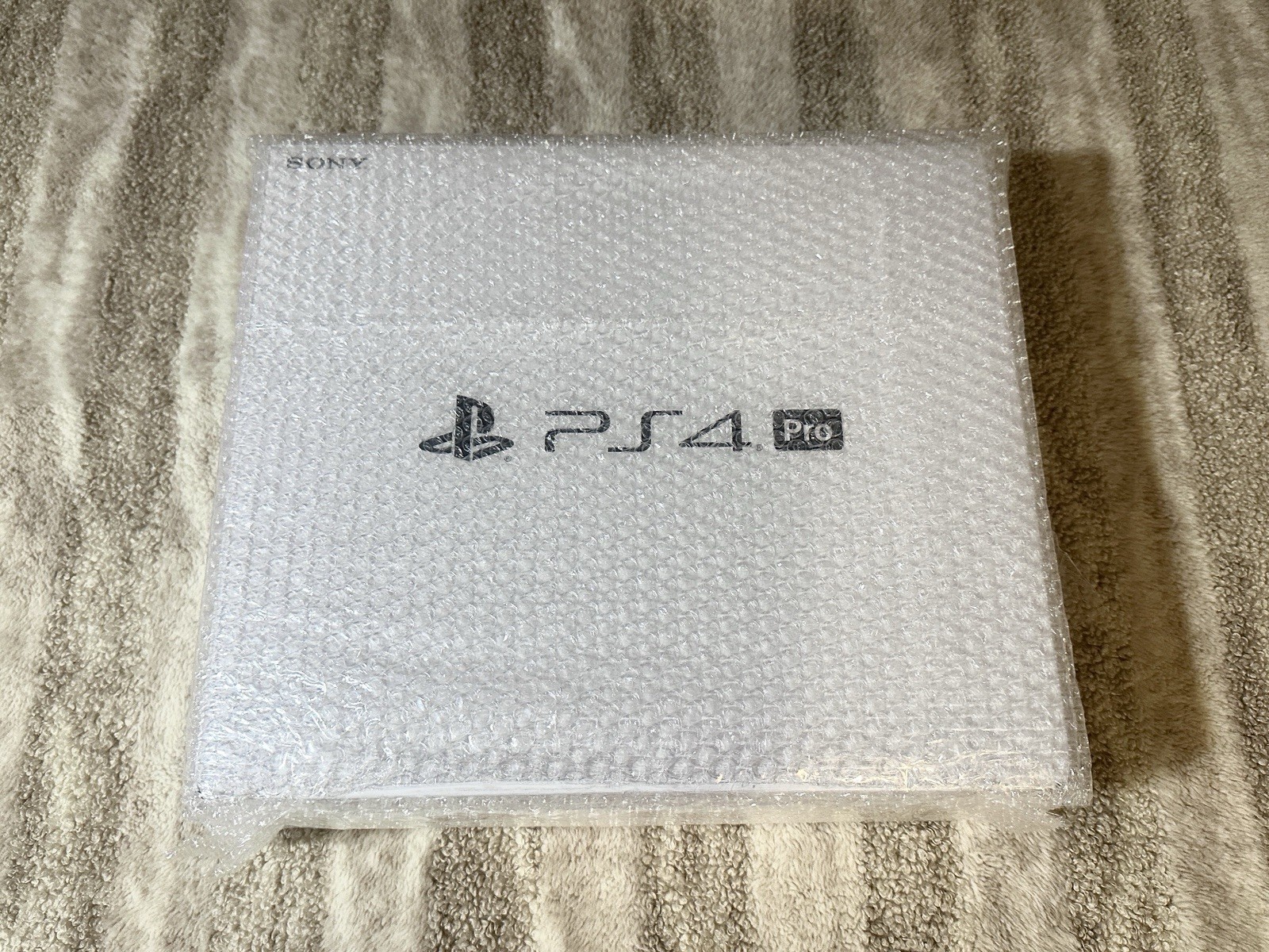 Low Firmware PlayStation 4 Pro 1TB PS4 Pro Complete With Cables & Controller