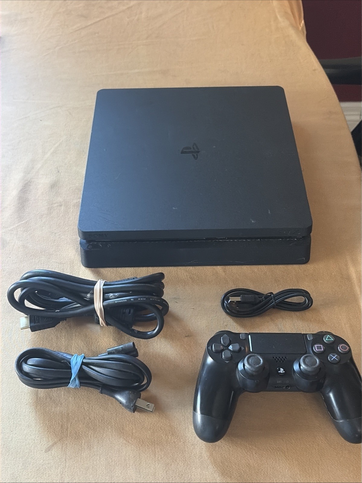 PlayStation 4 Slim PS4 1TB Black Console CUH-2215B v13.50 w/Cords Controller(6