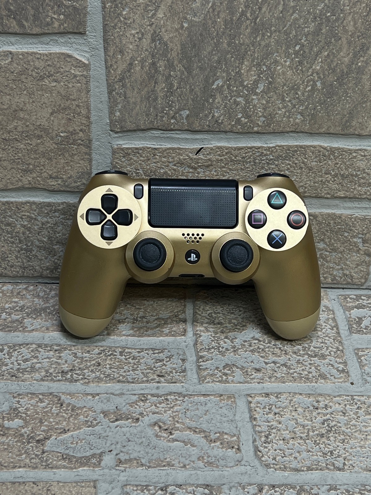 Sony PS4 DualShock 4 Wireless Controller Gold CUH-ZCT2U