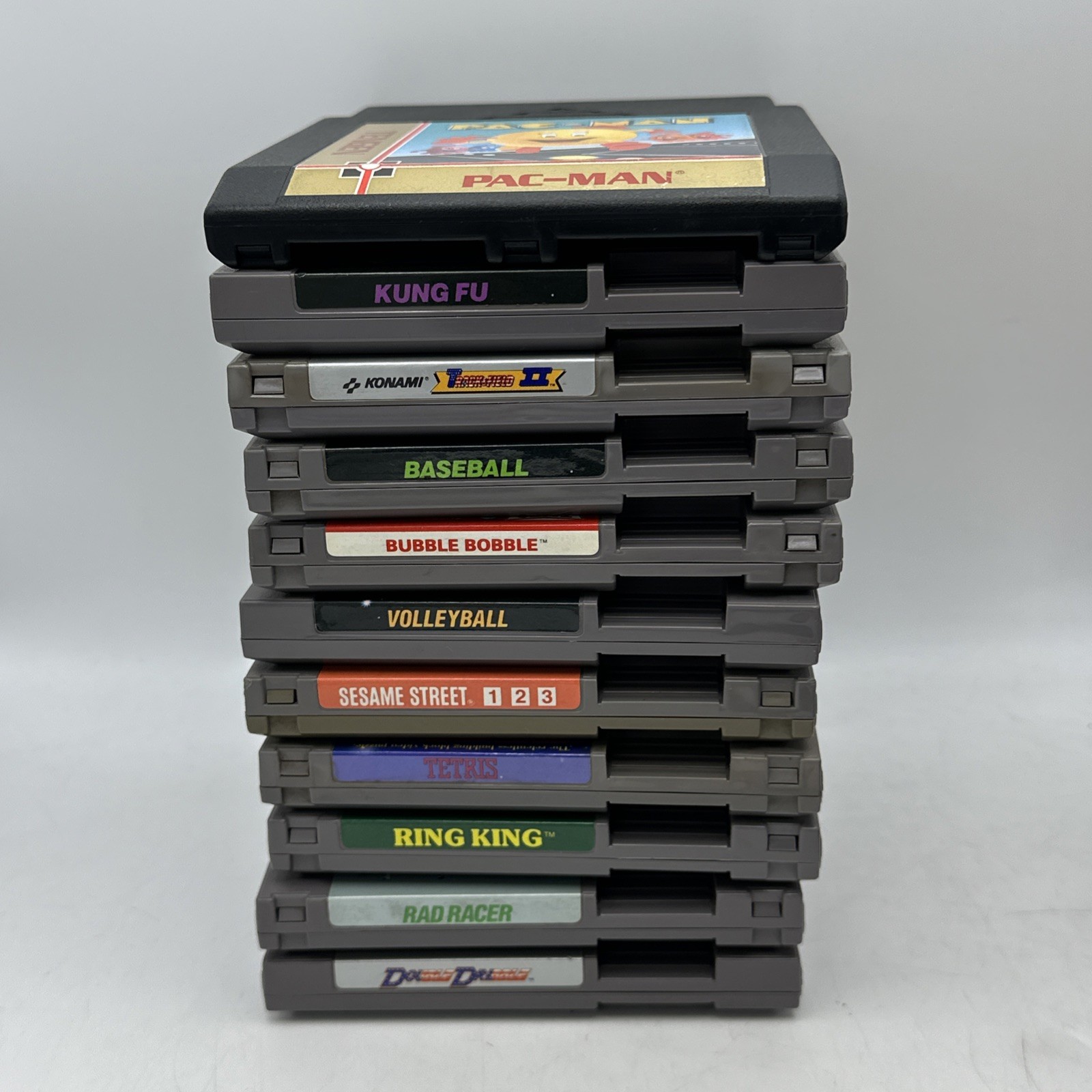 Nintendo NES Top Loader Console Bundle Lot 11 Games Dogbone Cables Zapper TESTED