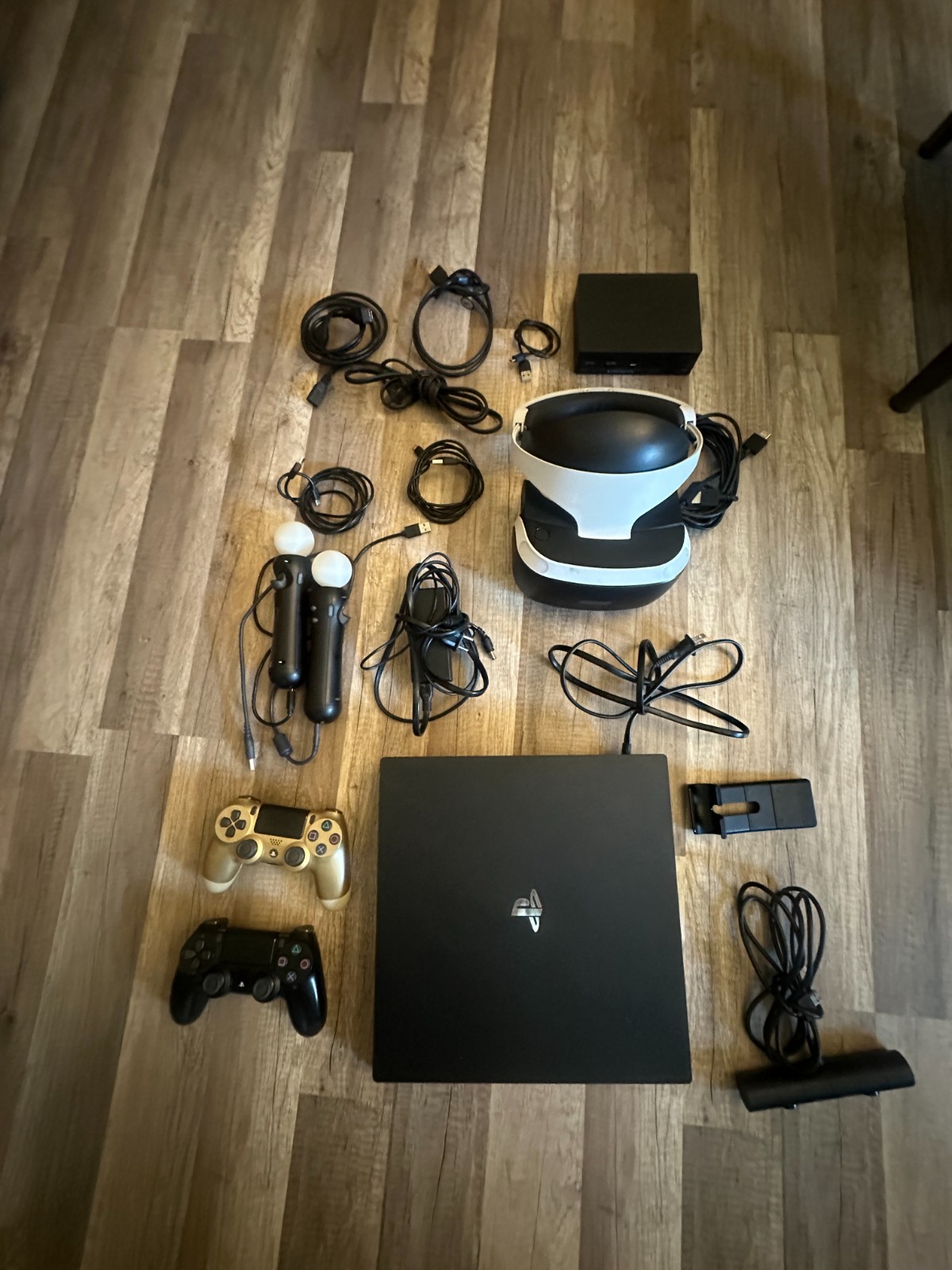 Sony PlayStation 4 Pro + PSVR bundle w/ 2 controllers/camera (all working)