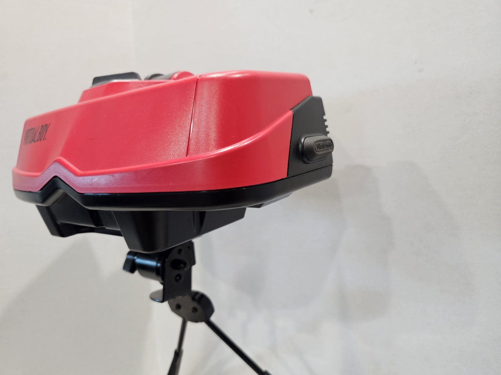 Nintendo Virtual Boy Retro Gaming Console With Wario Land