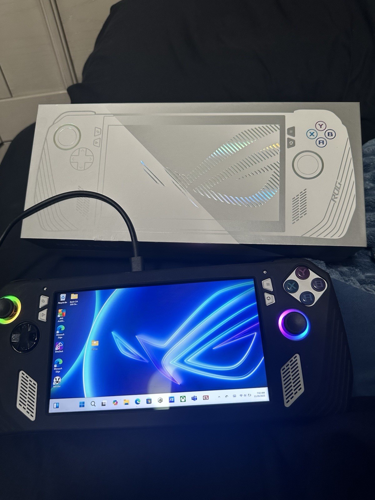 ASUS ROG Ally Z1 Handheld Console System 512GB (Box And Charger Included)