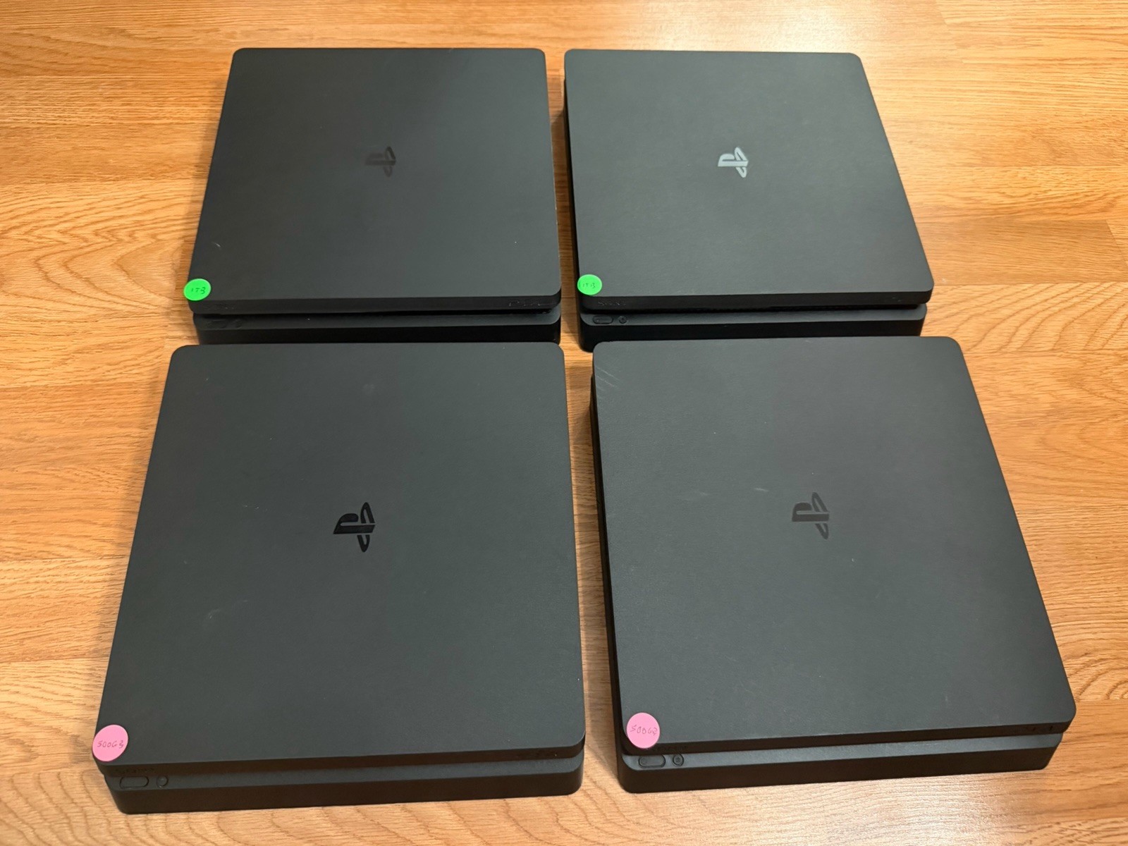 Lot Of 4 Sony PlayStation 4 Slim PS4 1TB 500Gb Console Gaming System