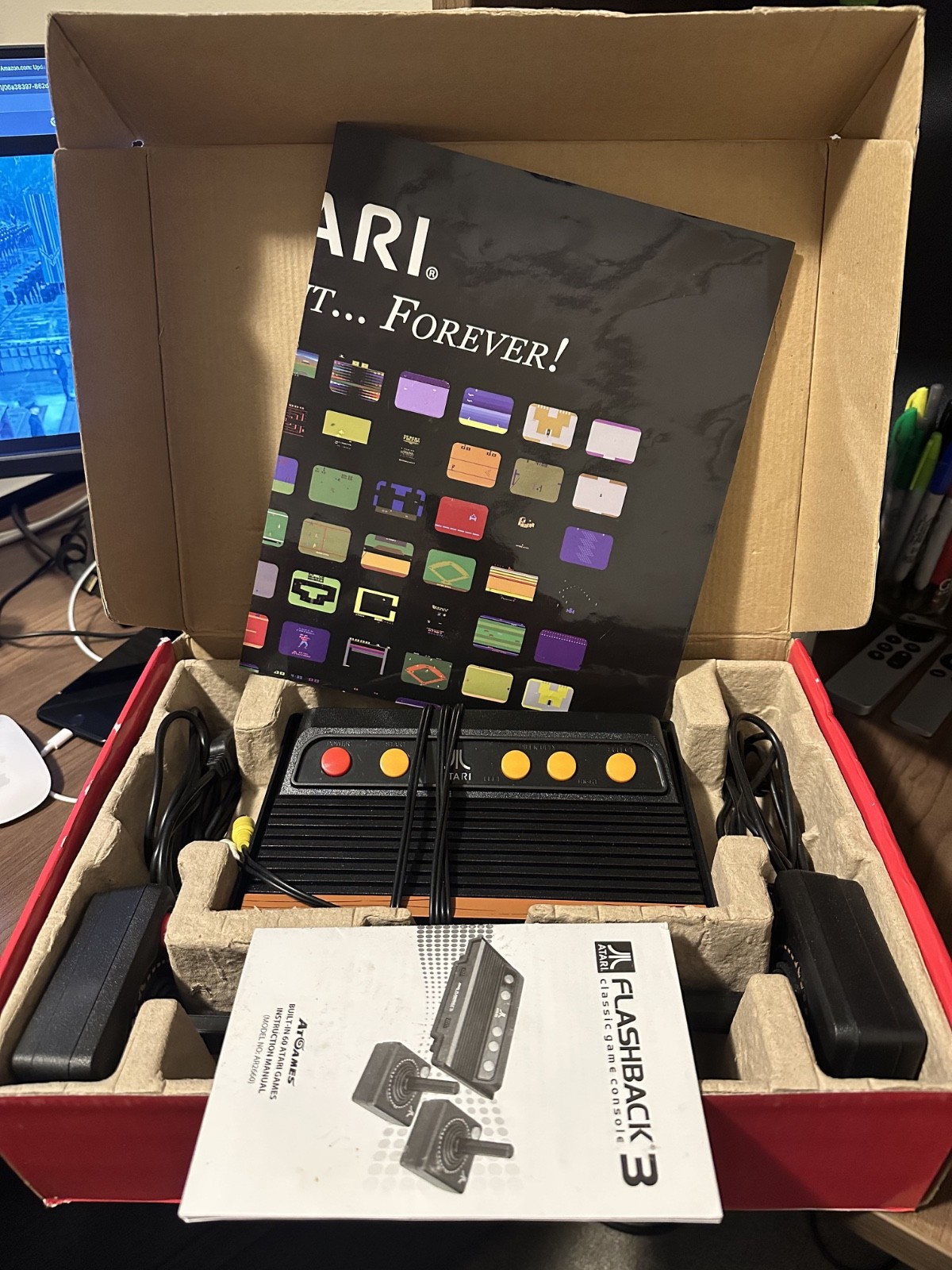 Atari Flashback 3 Classic Game Console 60 Built-in Games 2011 Original Box