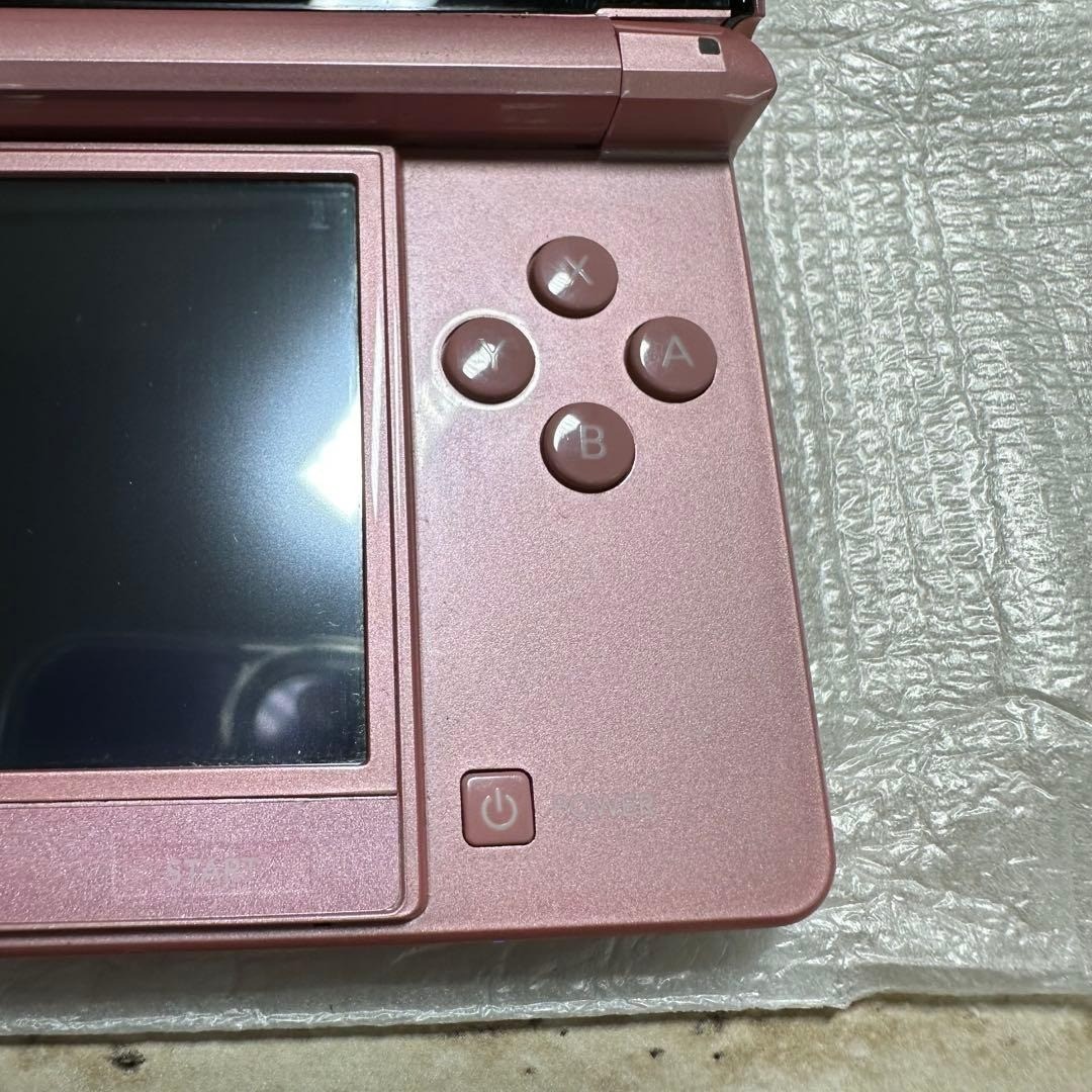 Nintendo 3DS Misty Pink Console Boxed Complete Set 6576