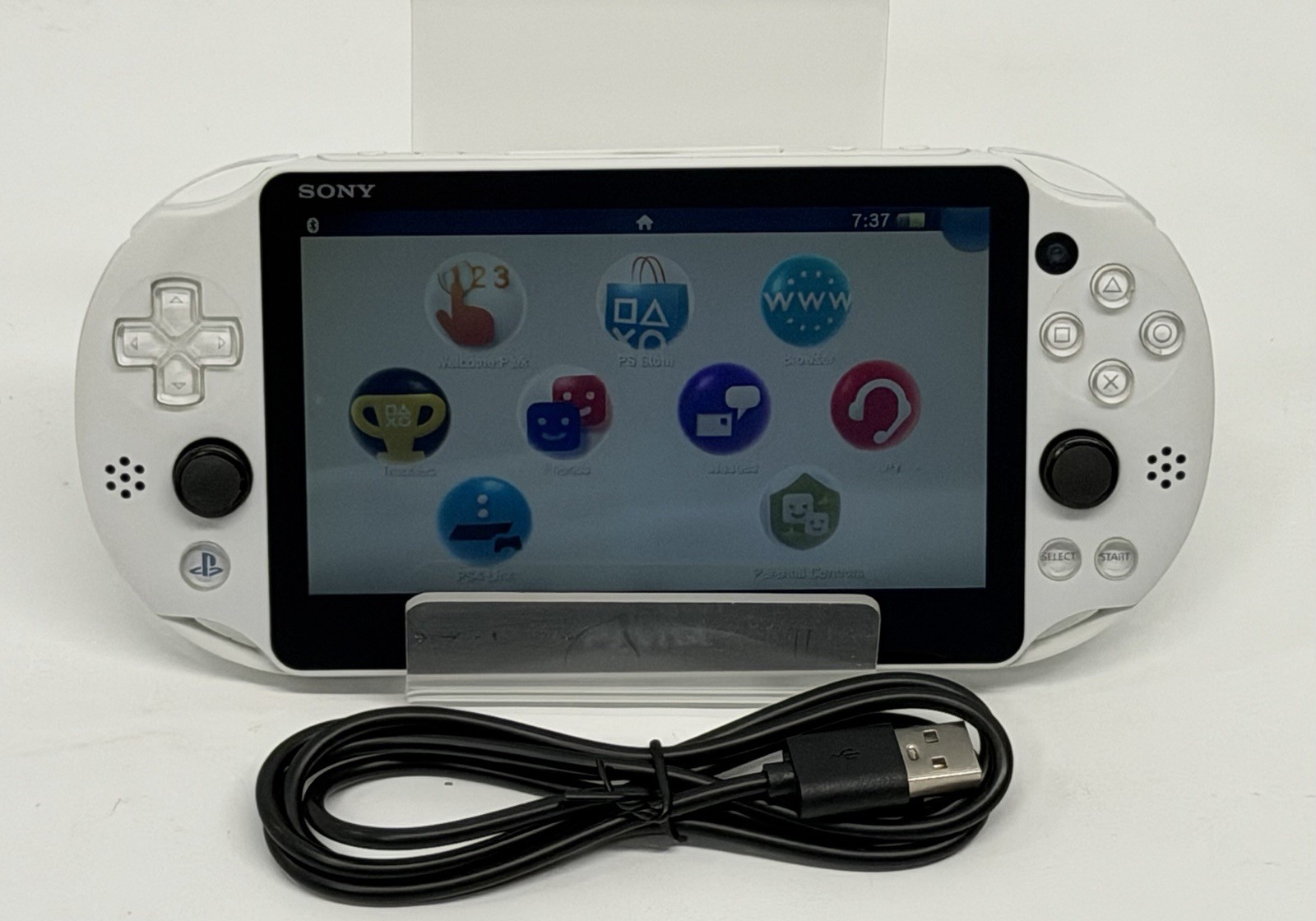 Sony PS Vita PCH-2000 1GB Glacier White Handheld Console