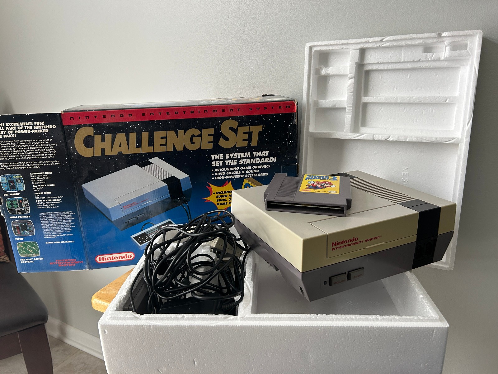 Nintendo NES Console Challenge Set