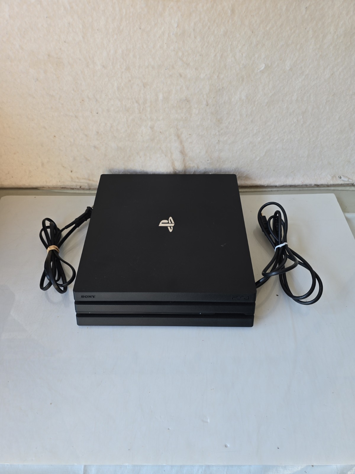 Sony PlayStation 4 Pro CUH-7215B 1TB Black w/ Power Cable & HDMI 13.5 Firmware
