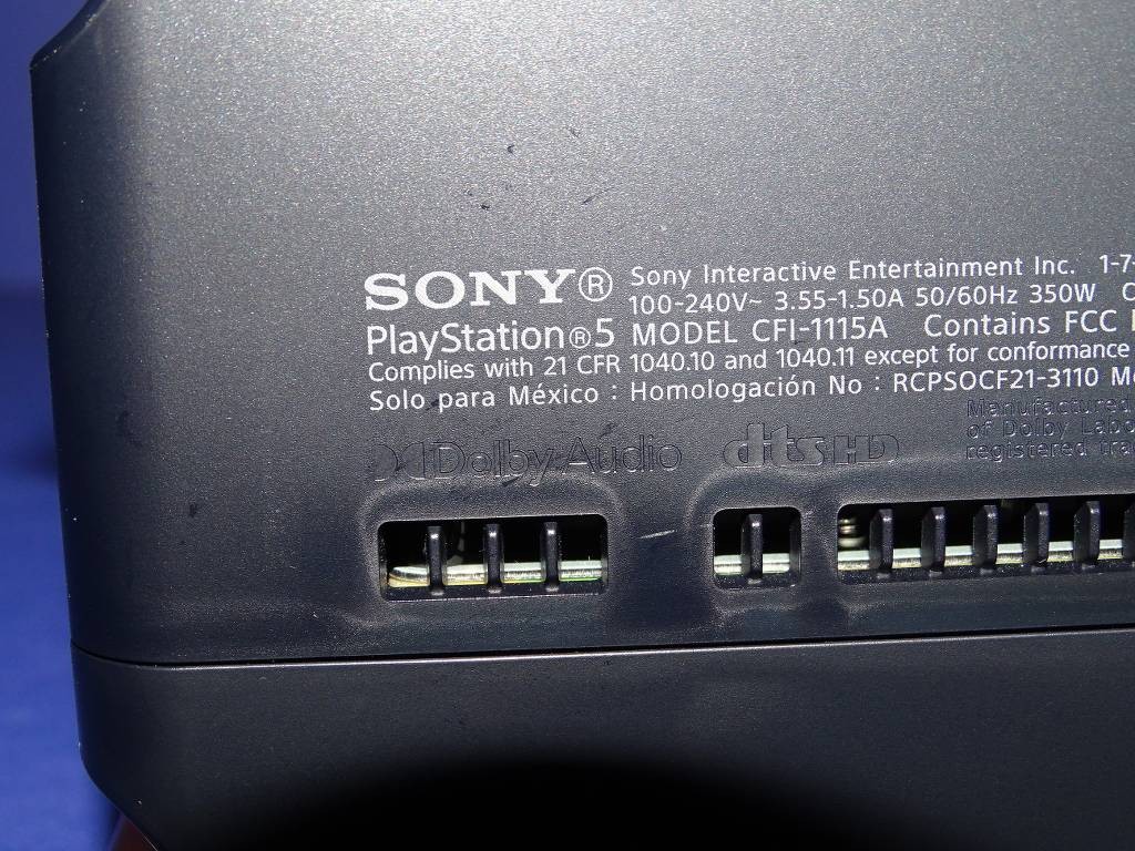 Sony PlayStation 5 Blu-Ray Disc Edition 825GB Console PS5 W/ BOX AND ALL CABLES