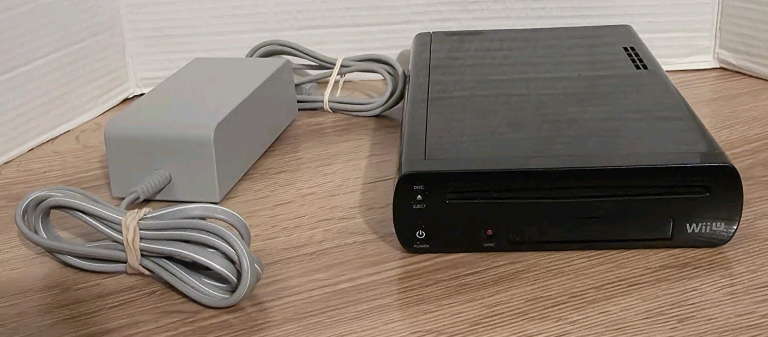 Nintendo Wii U Console Black 32GB WUP-101(02) HDMI Wi-Fi Console & P Supply Tstd