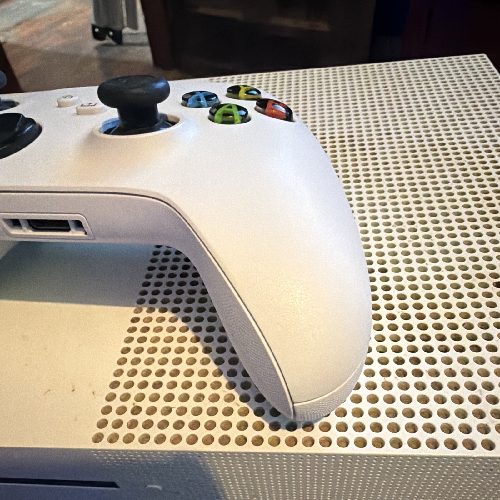 Microsoft Xbox One S 1TB 4K UHD Blu-Ray Compatible Home Console, White