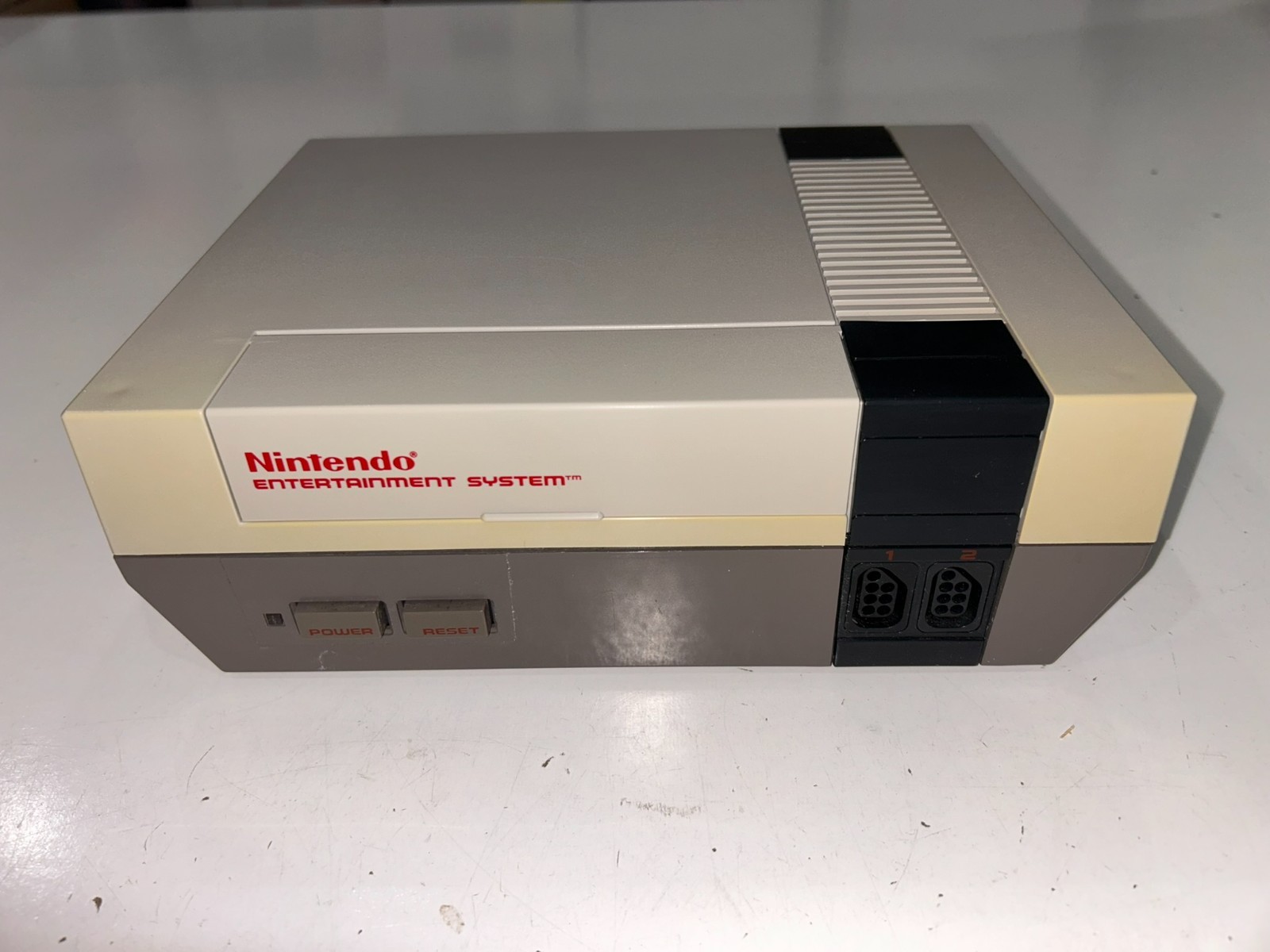 Nintendo NES Action Set Console System Complete in Box (CIB) w Zapper Tested #1