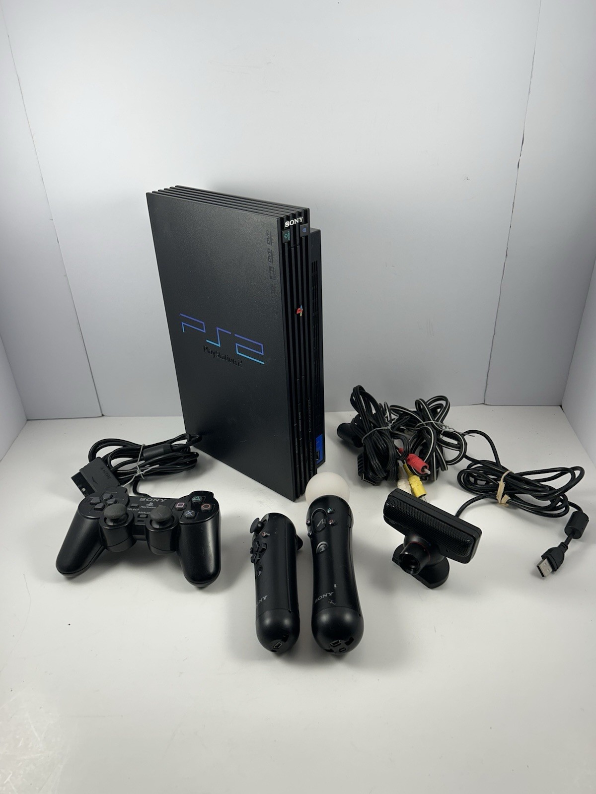 Sony PlayStation 2 Fat Console SCPH-30001- Cables, Controller, Acces. *TESTED*
