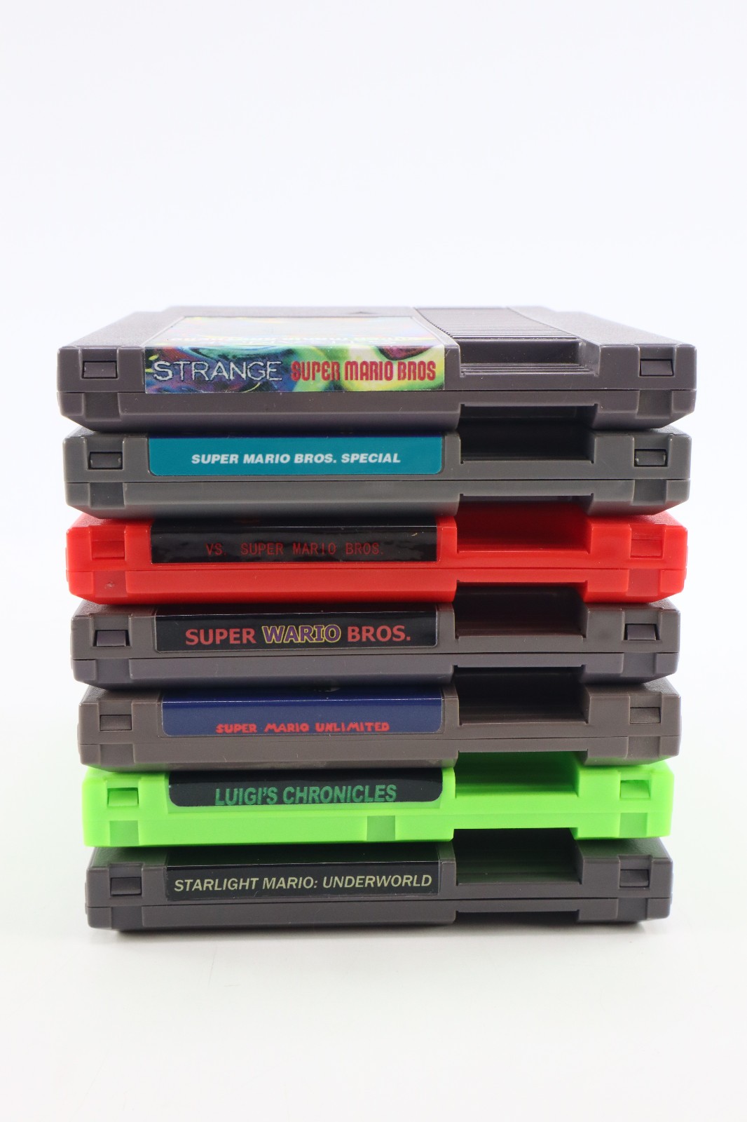 RetroUSB AVS Model RET-AVS W/ Power Cable, 2 OEM NES Controllers & 8 Game Lot