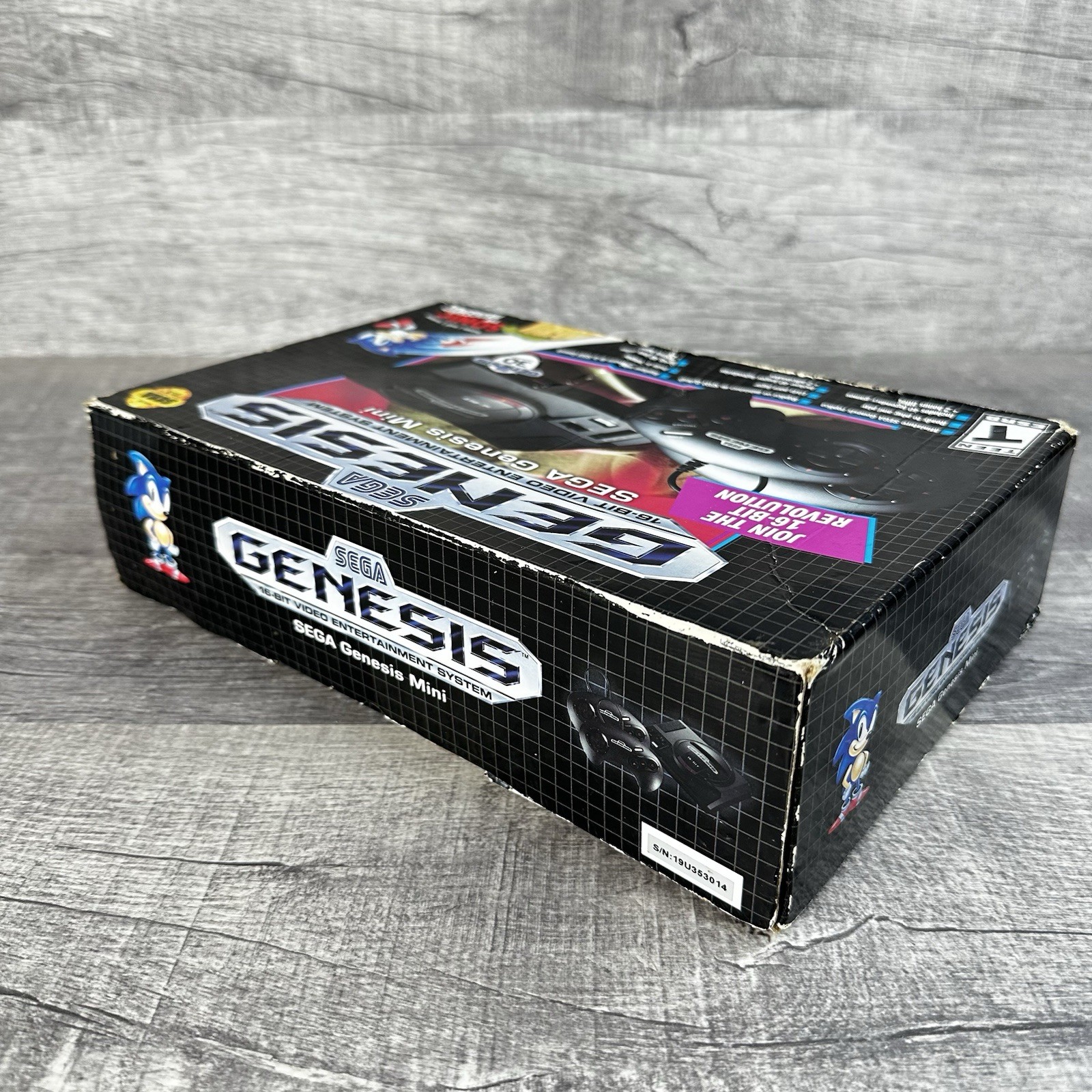 Sega Genesis Mini Console 30th Anniversary CIB New Unused 42 Games HDMI Retro