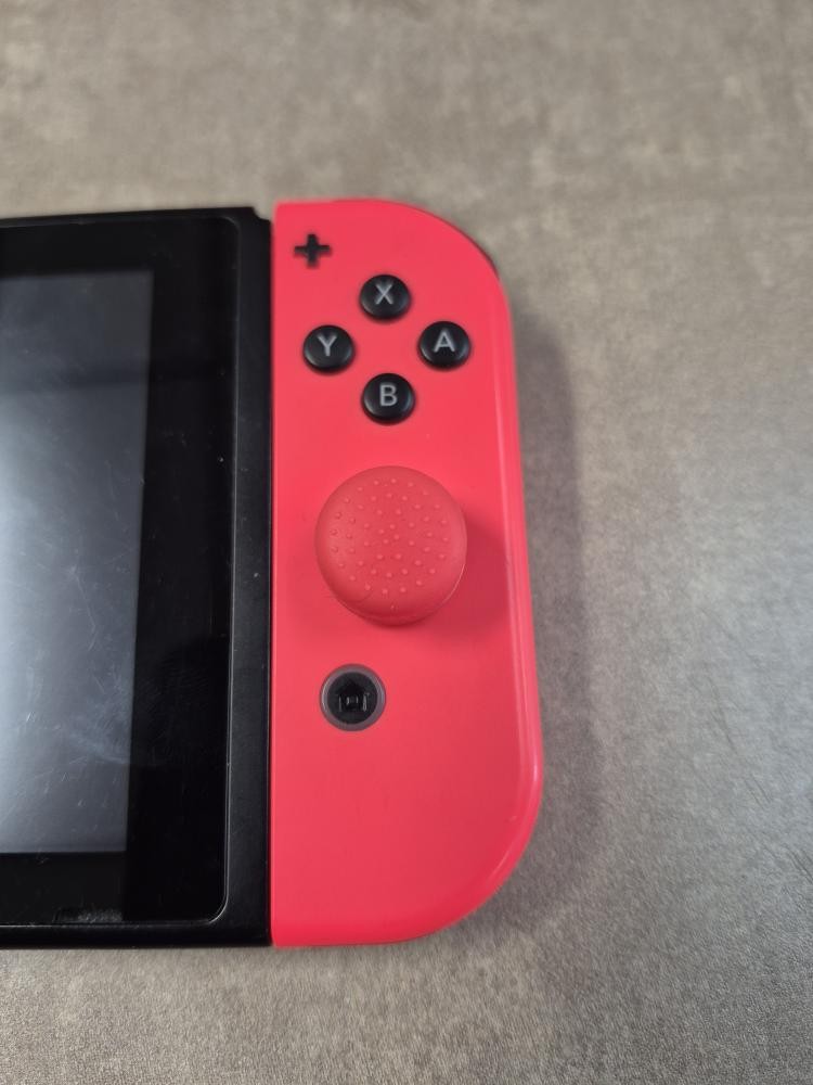 NINTENDO SWITCH HANDHELD – HAC-001 (SP8025649)