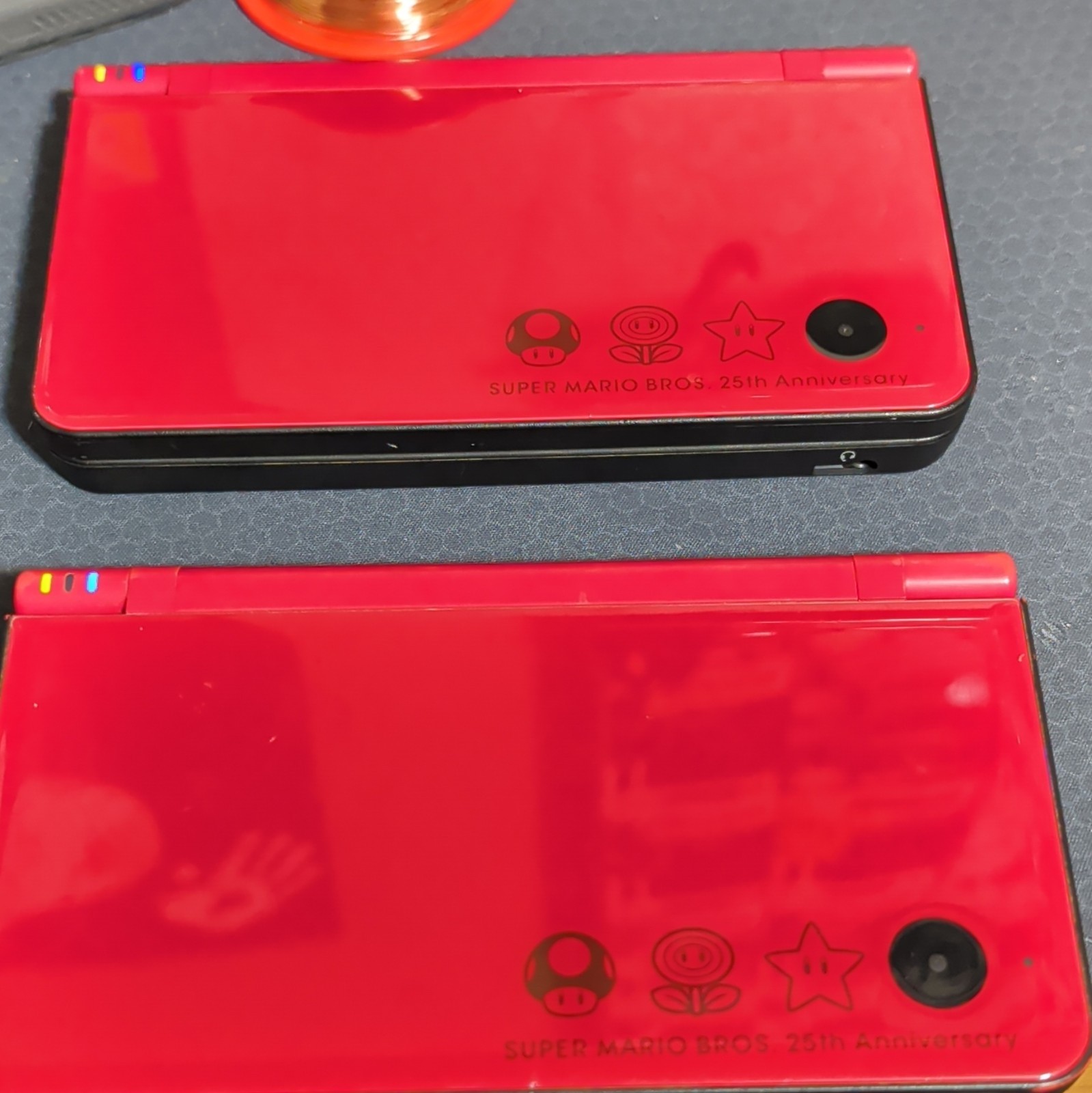 2 Nintendo DSi LL Super Mario Bros. 25th Anniversary Red Wi-Fi NTSC-J (Japan)