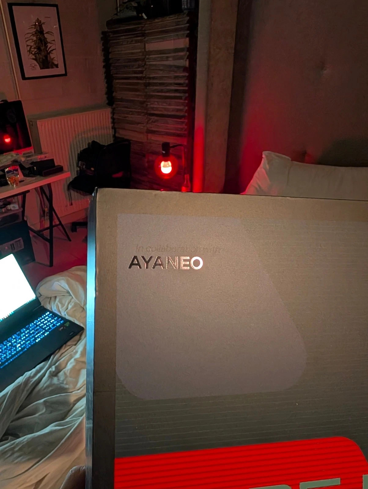Ayaneo Slide / Core HS 7840u Black