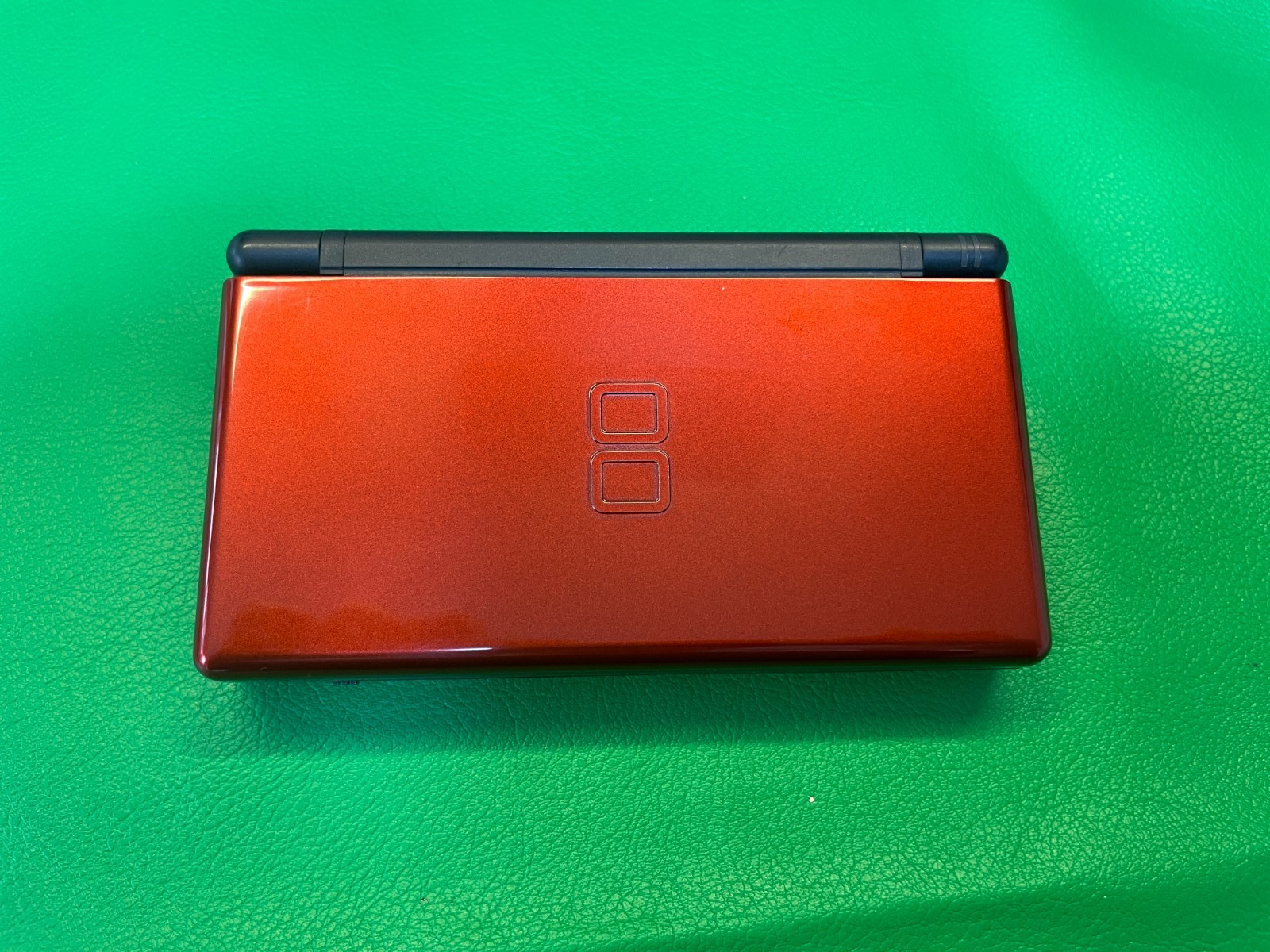 Nintendo DS Lite Crimson Handheld System Red/Black no Charger a007