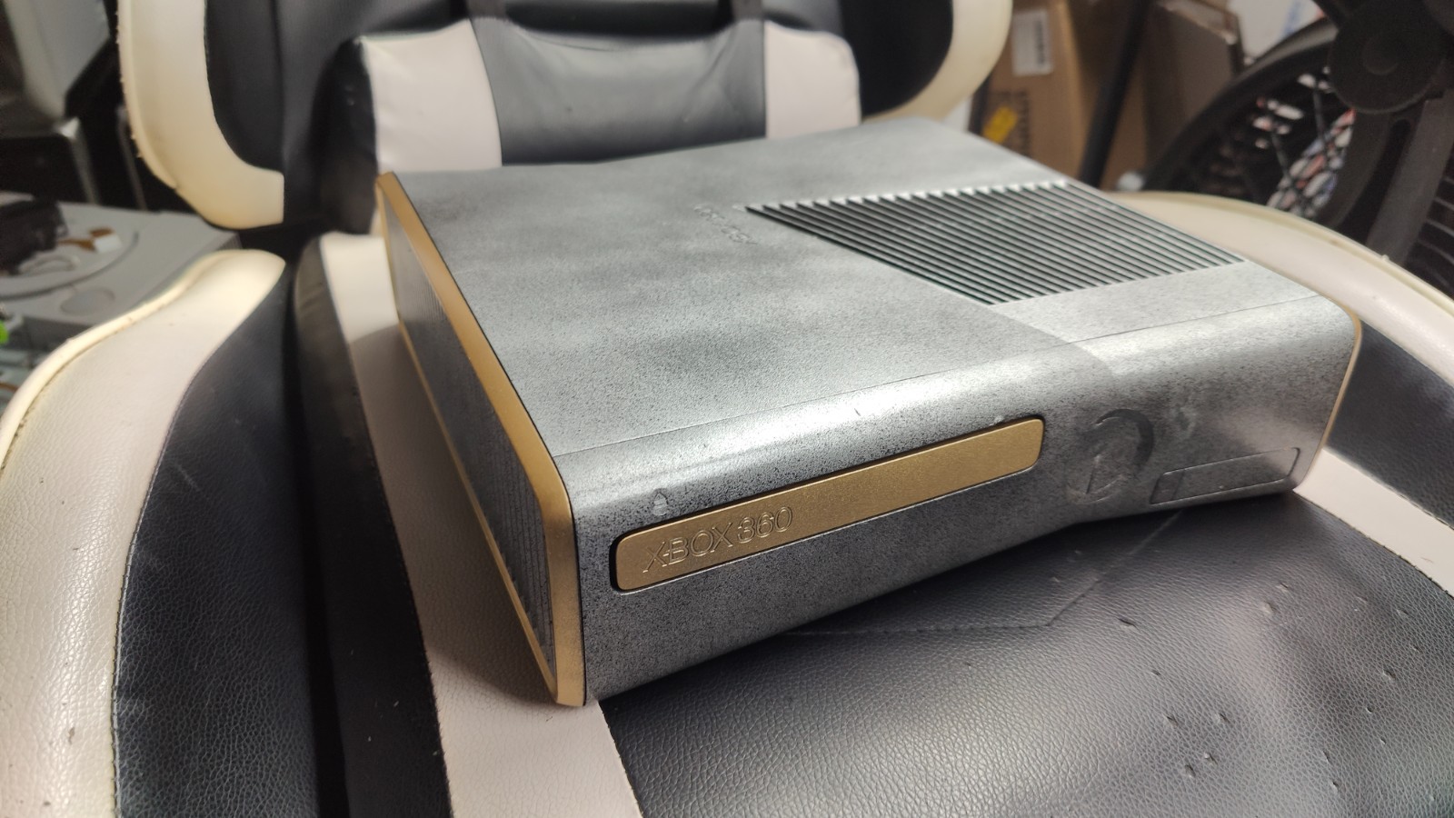 Xbox 360 S Console (Custom Painted)[Granite and Gold]
