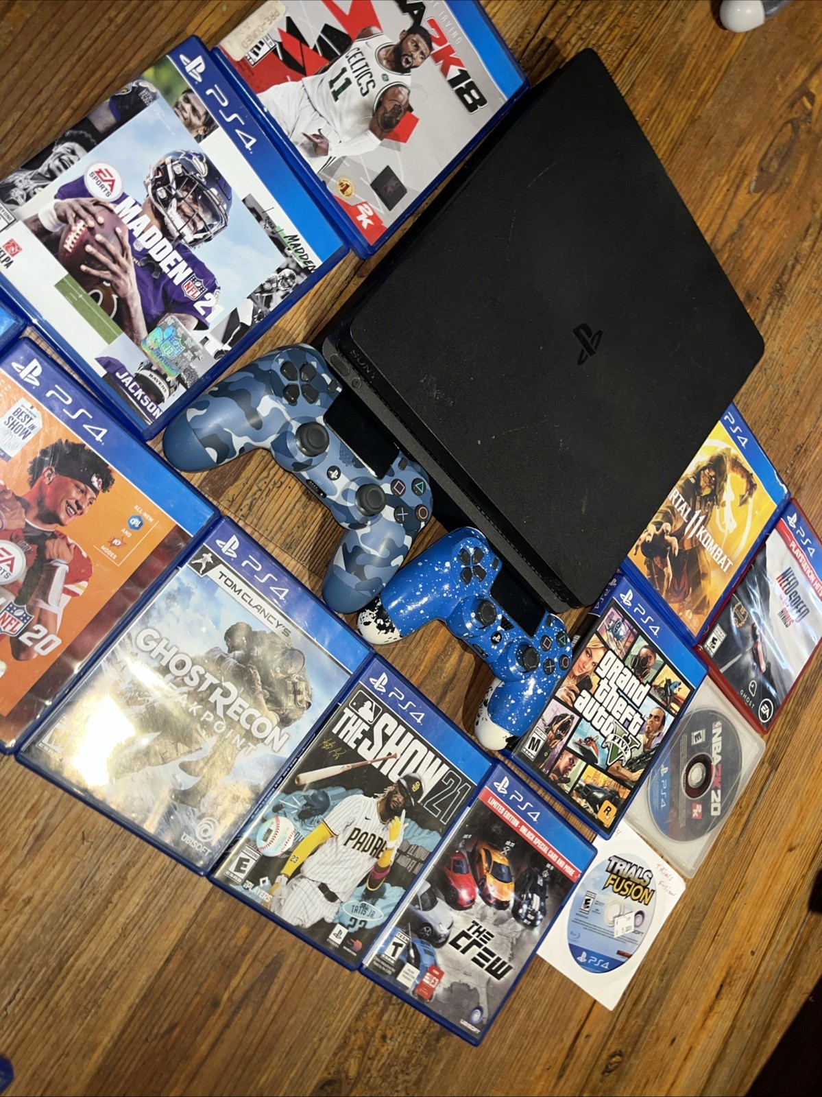 Sony PS4 Pro 1TB Console w/ Games Controllers CUH2215B 12.5fw