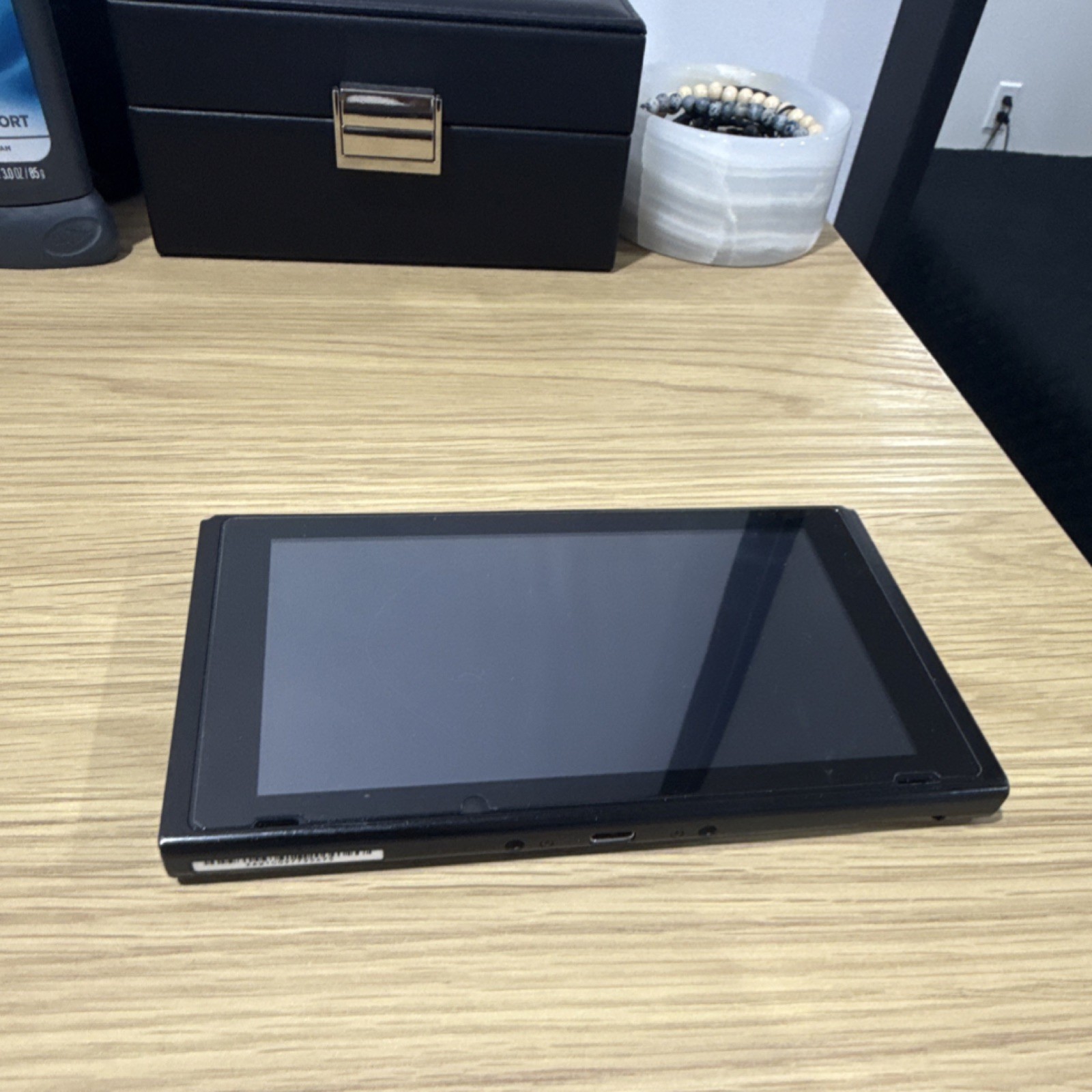 Nintendo Switch Black Handheld Console Wi-Fi USB-C