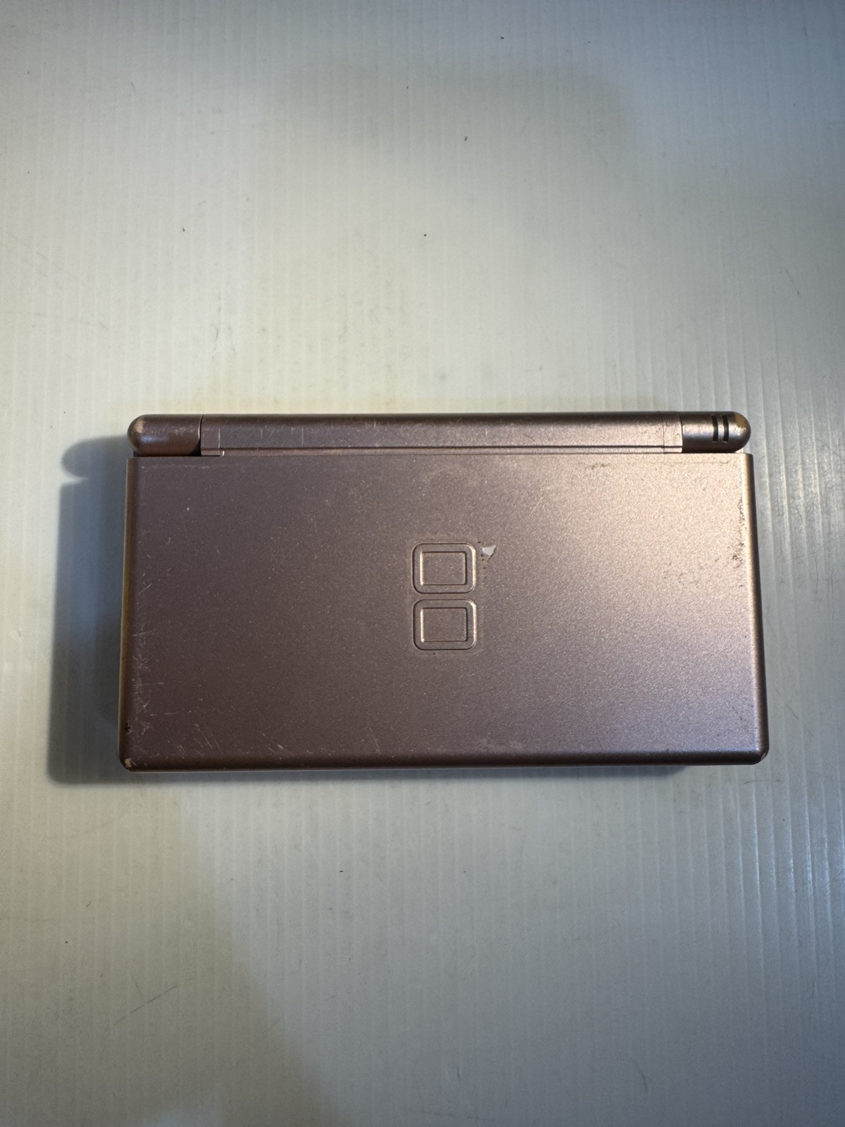 Nintendo DS Lite Video Game Console – Metallic Rose – Charger Included